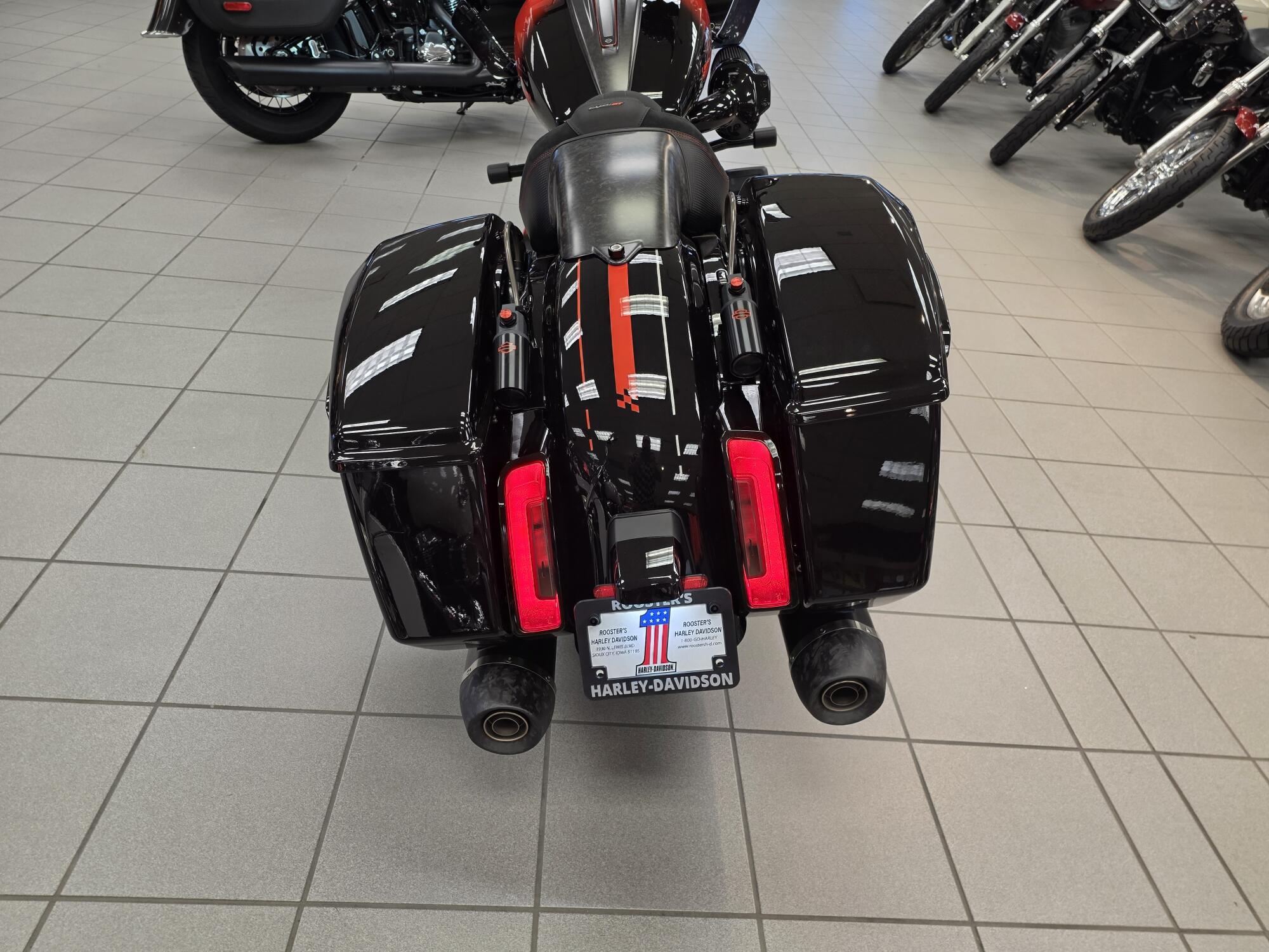 2026 Harley-Davidson® CVO Road Glide ST Citrus Heat Re-Entry, photo 24