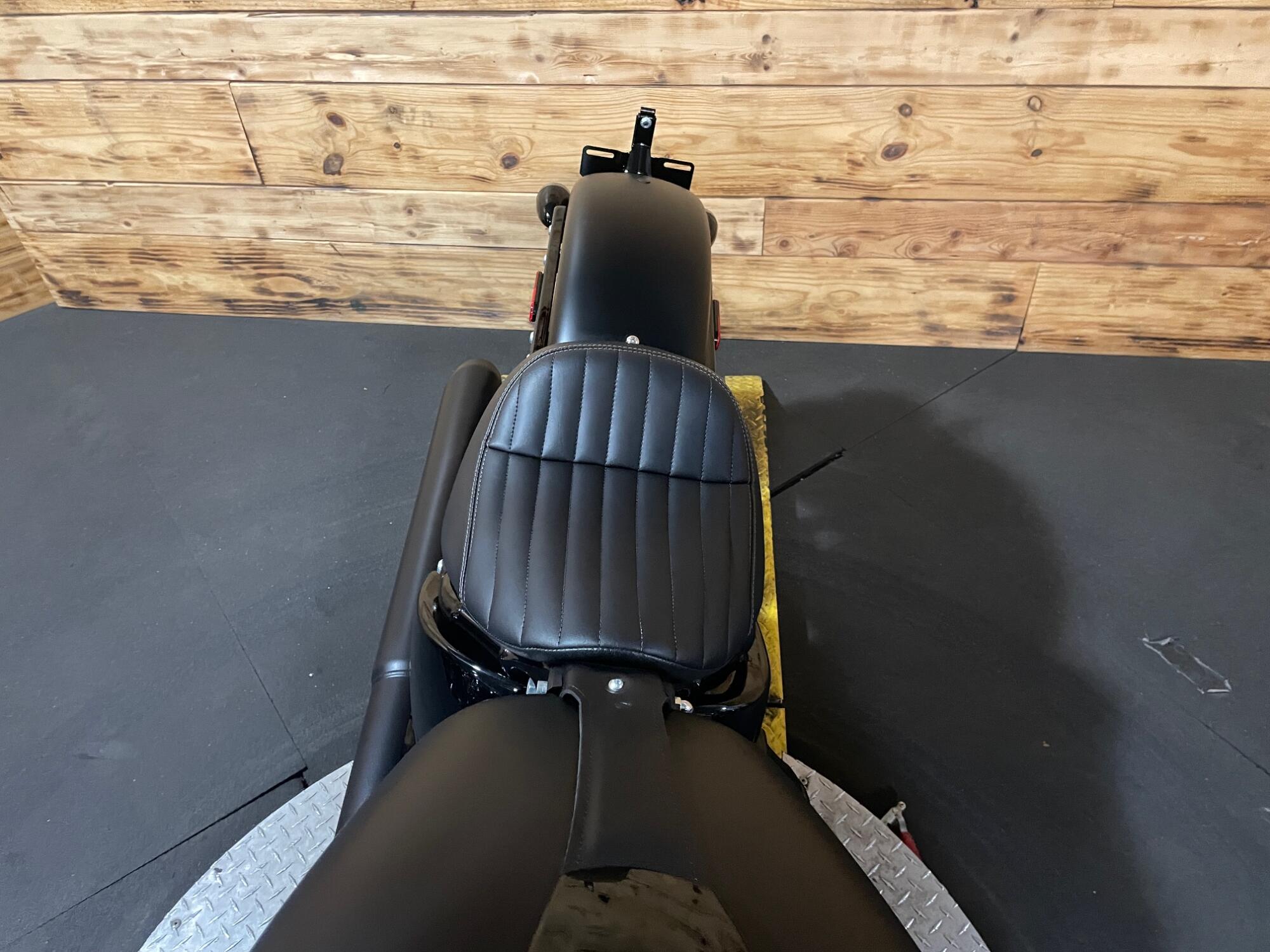 2026 Harley-Davidson® Deadwood™ FLHD, photo 6