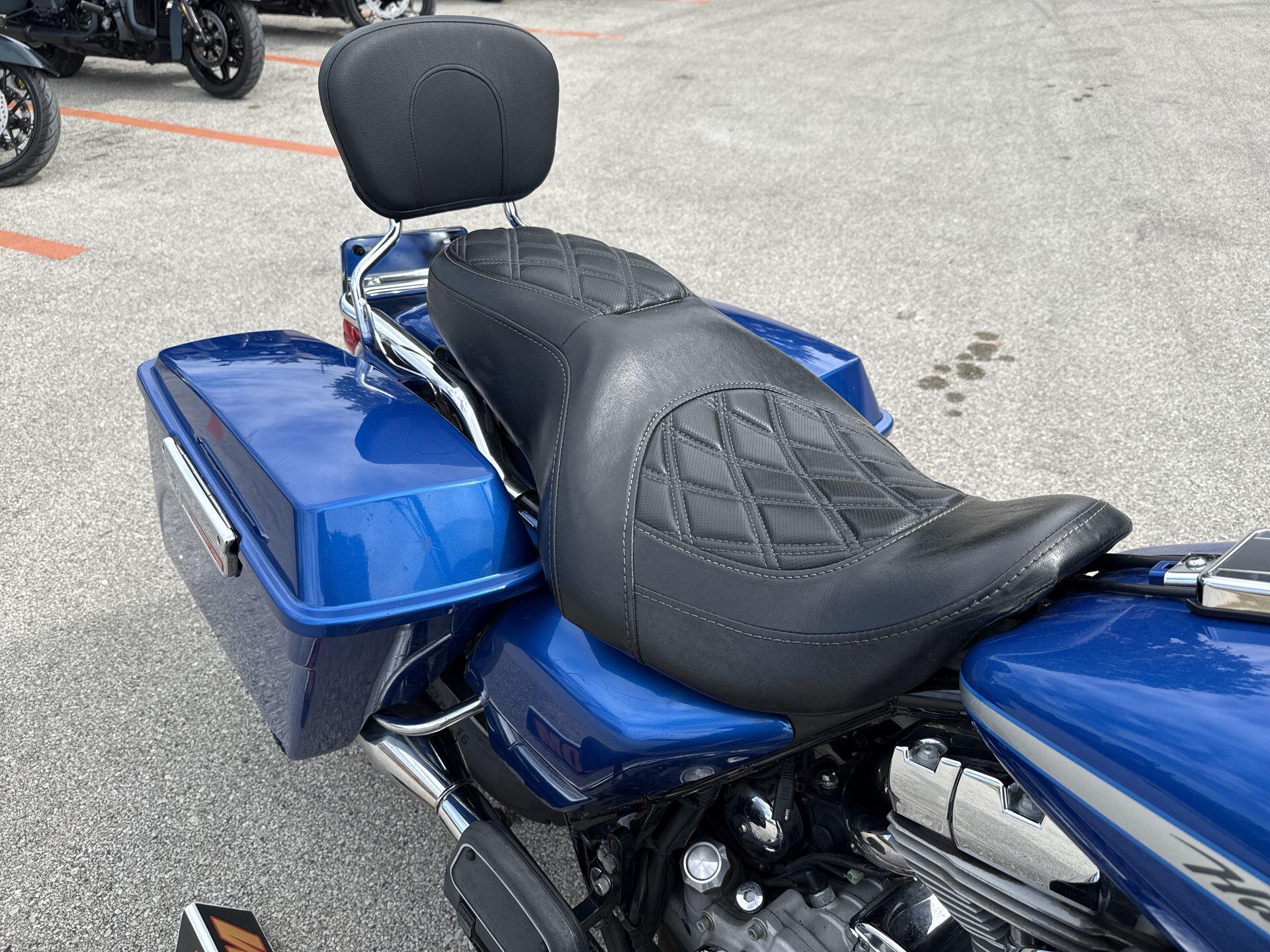 2007 Harley-Davidson® Road Glide® Pacific Blue Pearl, photo 16