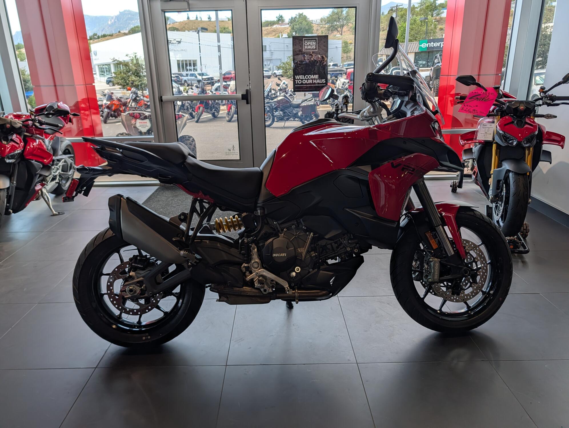 2026 Ducati Multistrada V2 S, photo 2
