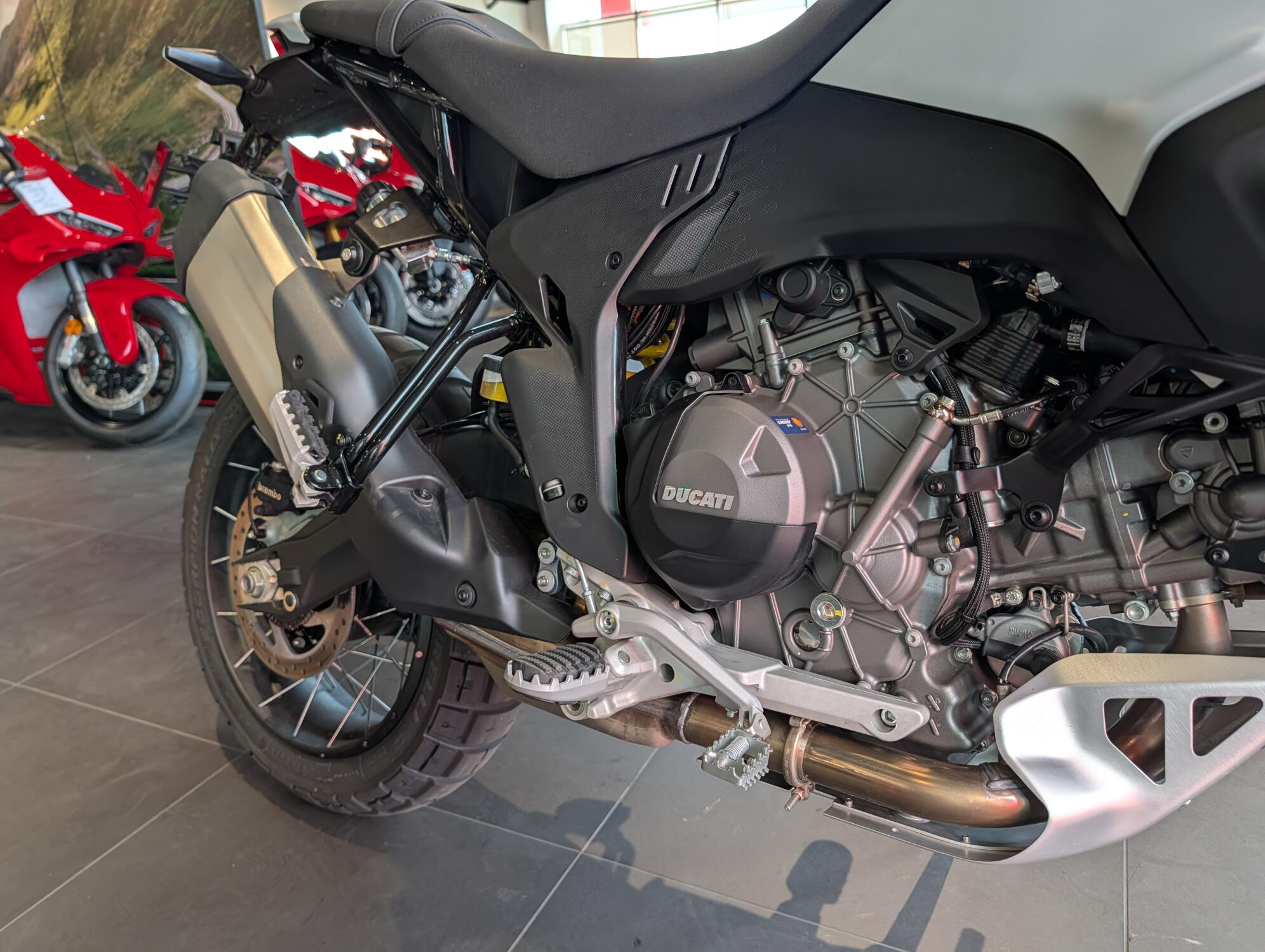 2026 Ducati DesertX V2, photo 12