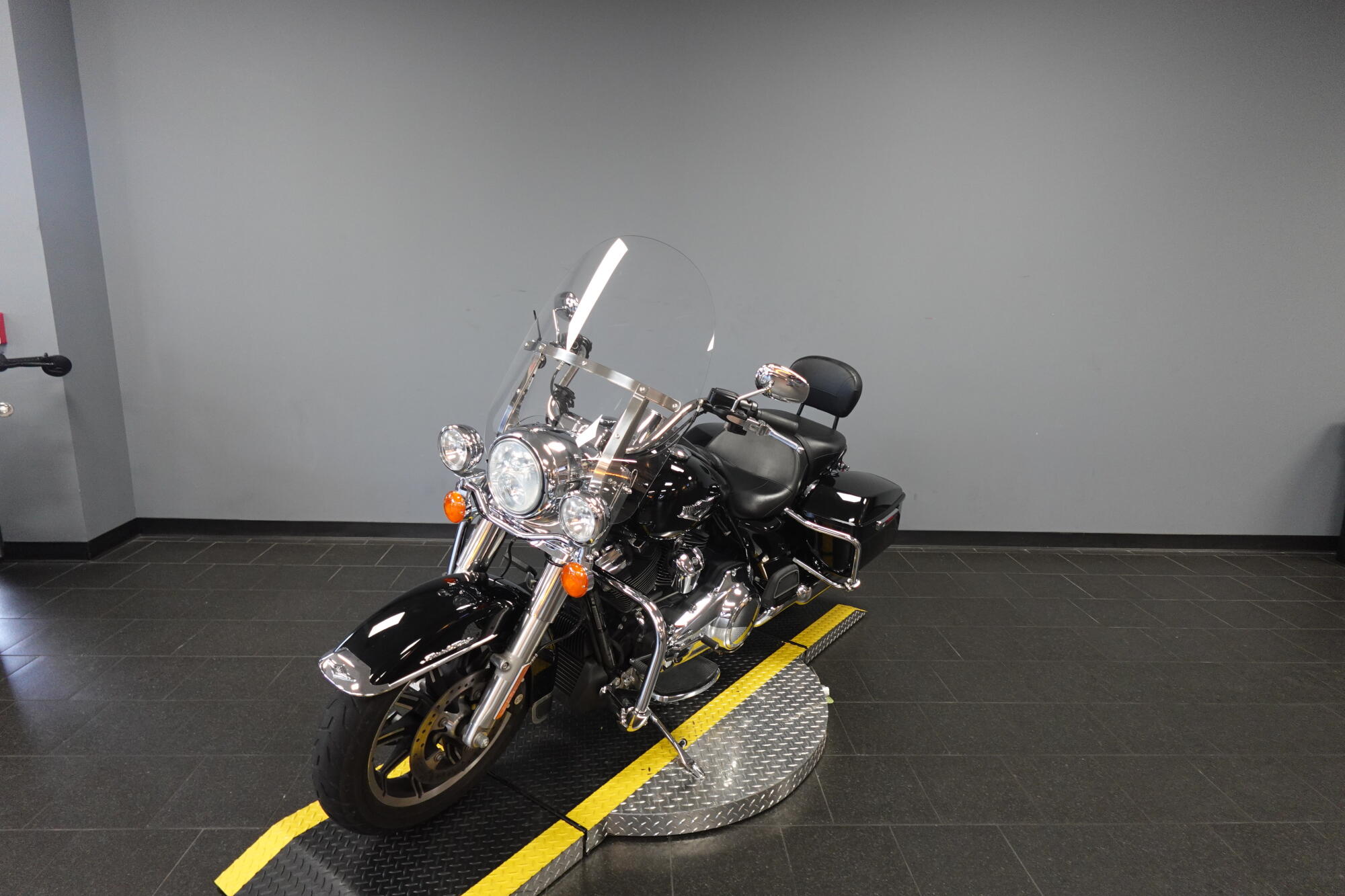 2019 Harley-Davidson® Road King® FLHR, photo 4