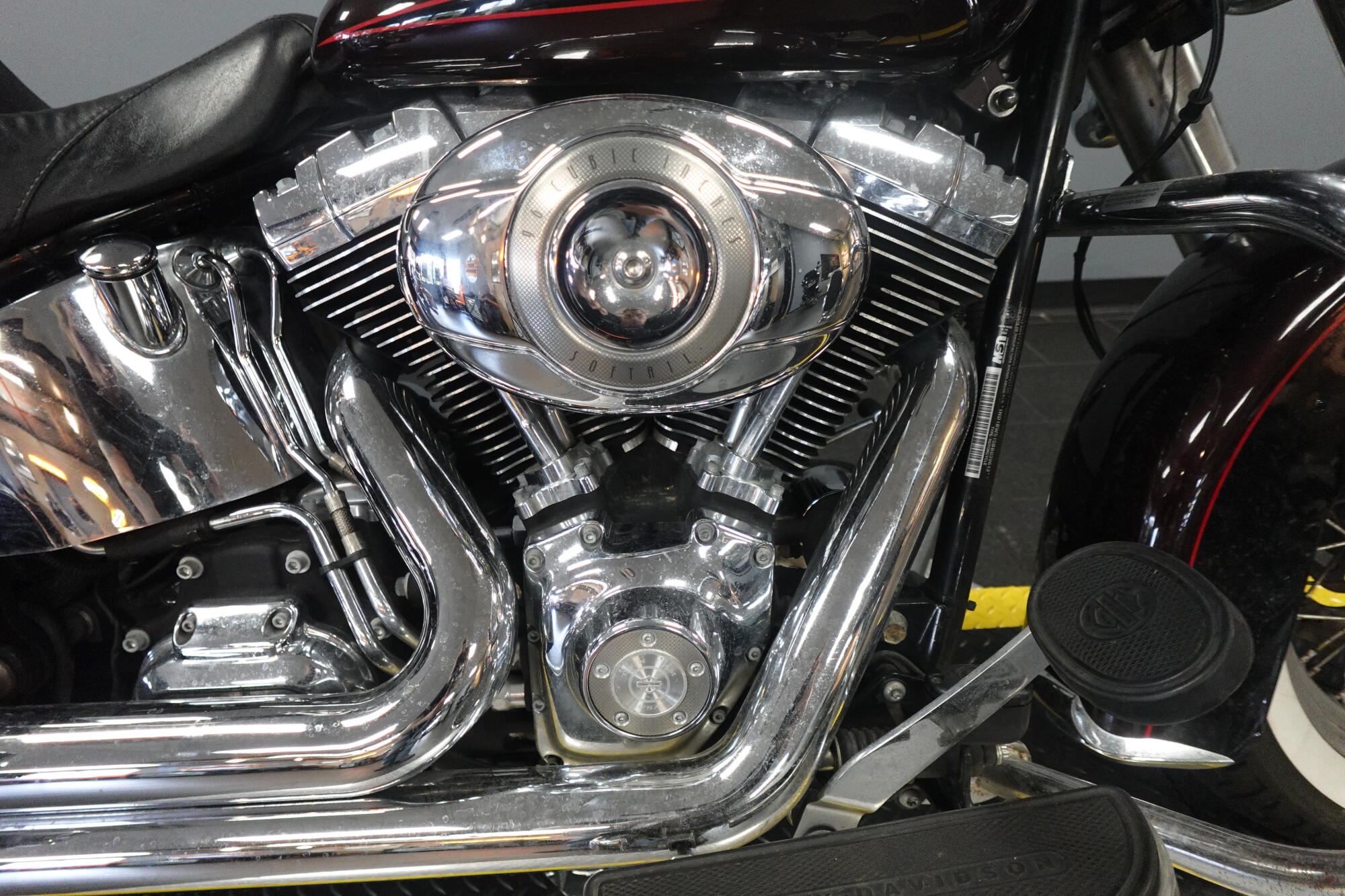 2011 Harley-Davidson® Heritage Softail® Classic FLSTC, photo 9