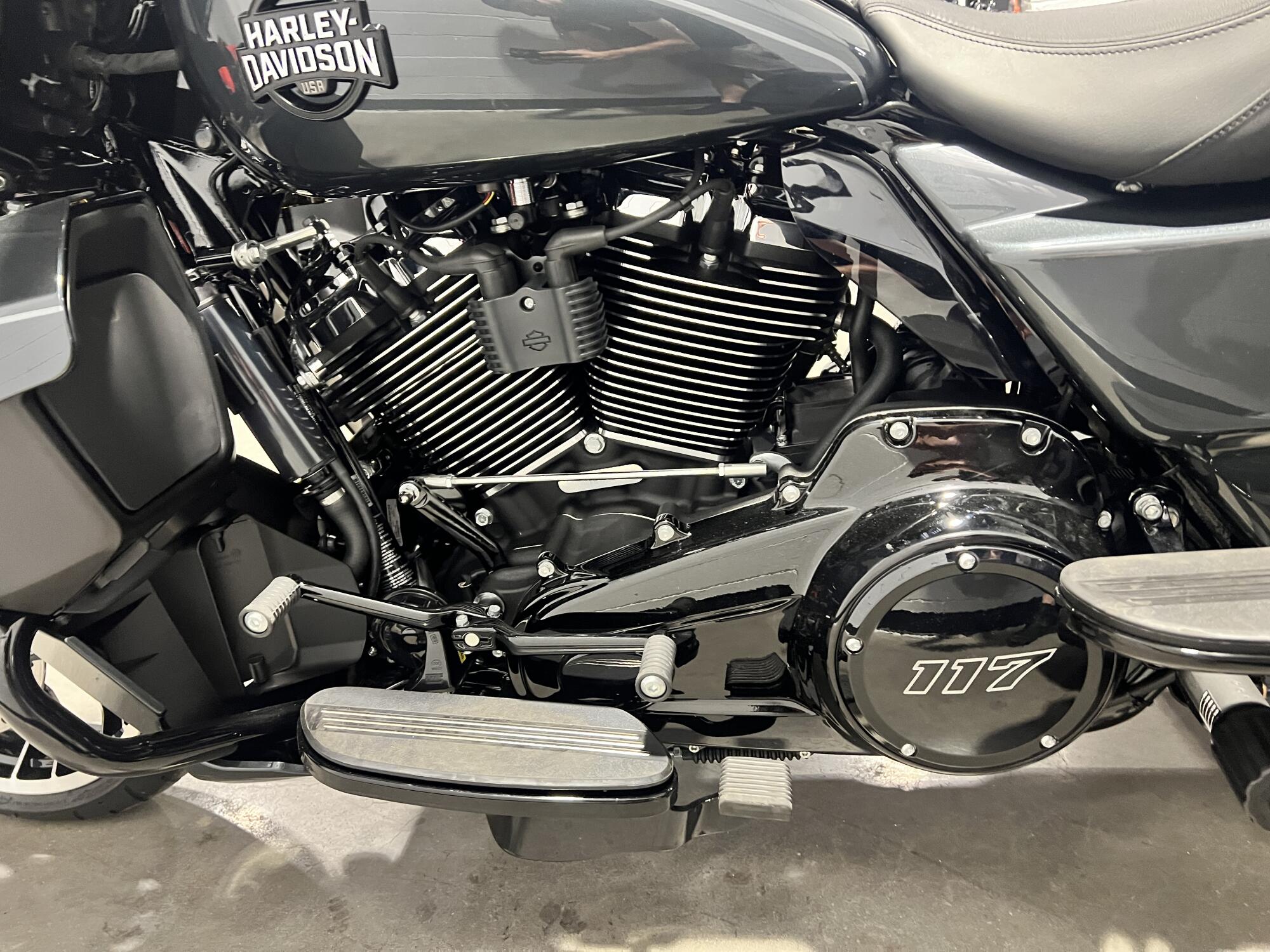 2026 Harley-Davidson® Street Glide 3 Limited Iron Horse Metallic Black Trim FLTRT, photo 9
