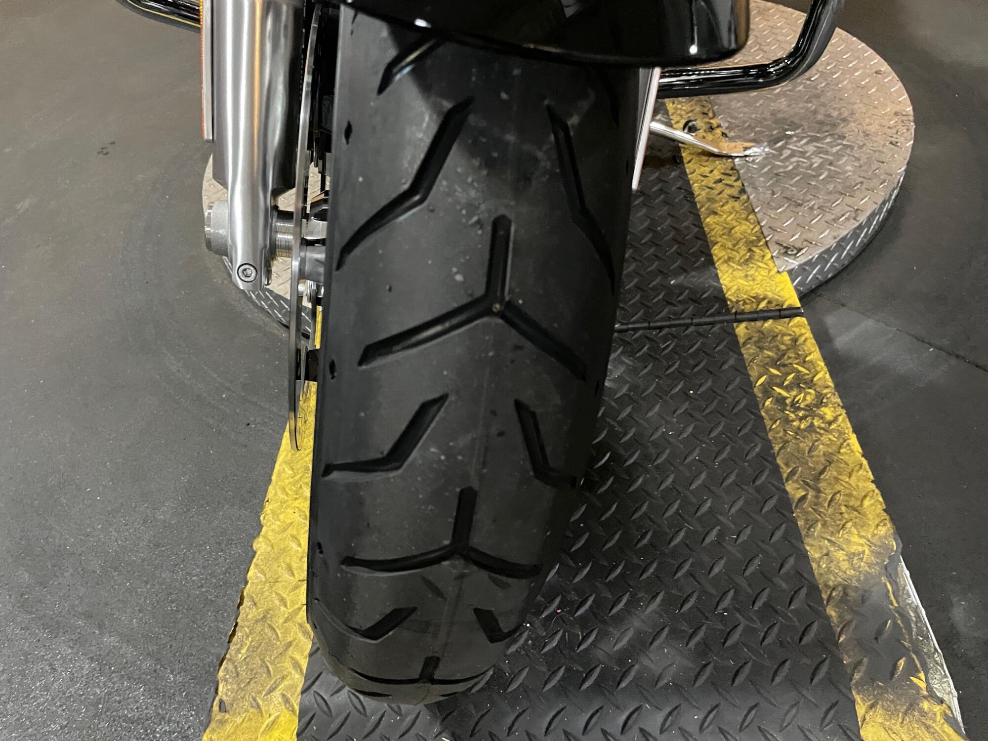 2026 Harley-Davidson® Road Glide® FLTRX, photo 6