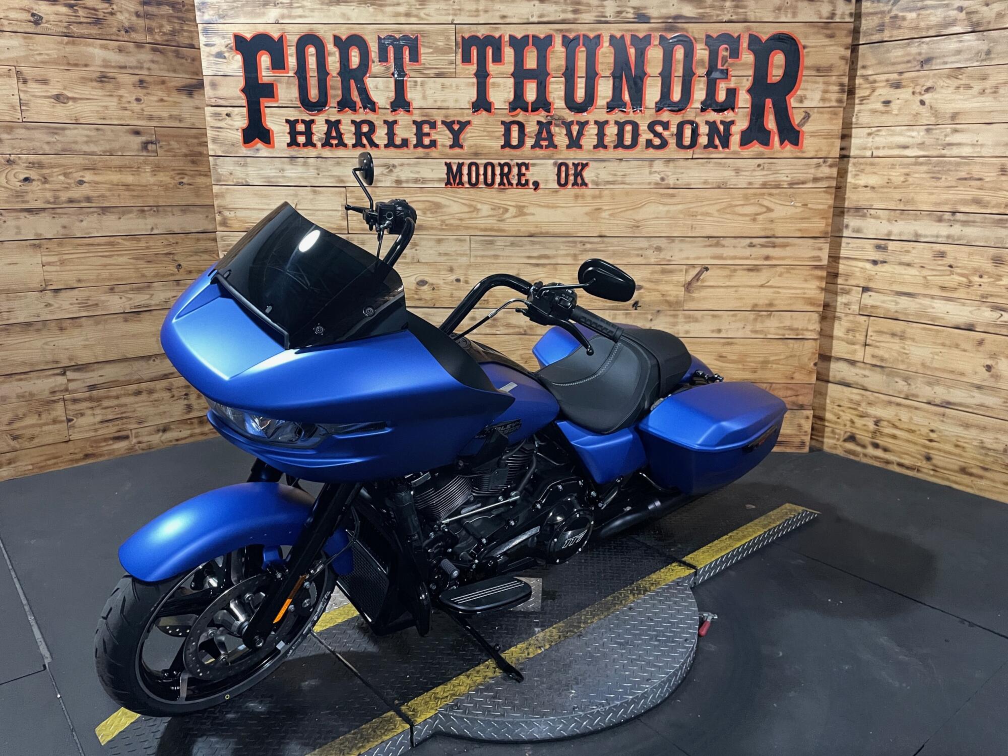 2026 Harley-Davidson® Road Glide® FLTRX, photo 8