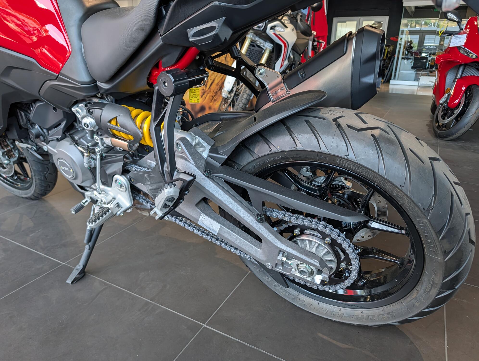 2027 DUCATI MULTISTRADA V2 RED, photo 10