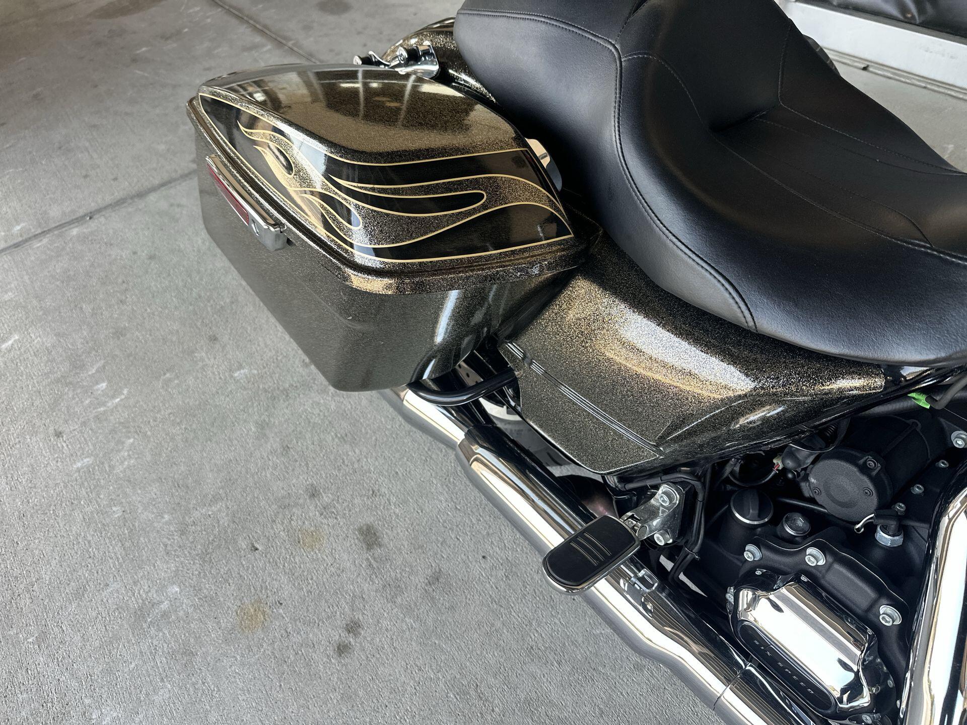 2017 Harley-Davidson® Road Glide® Special FLTRXS, photo 18