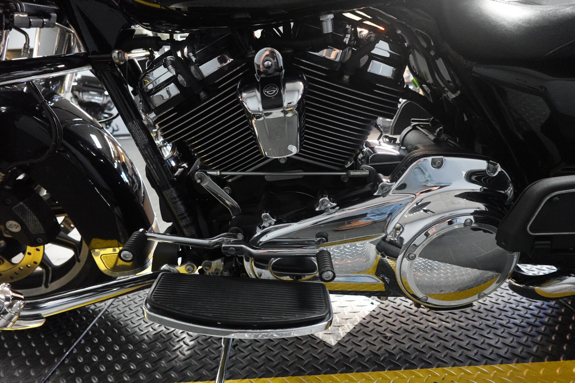 2019 Harley-Davidson® Road King® FLHR, photo 12