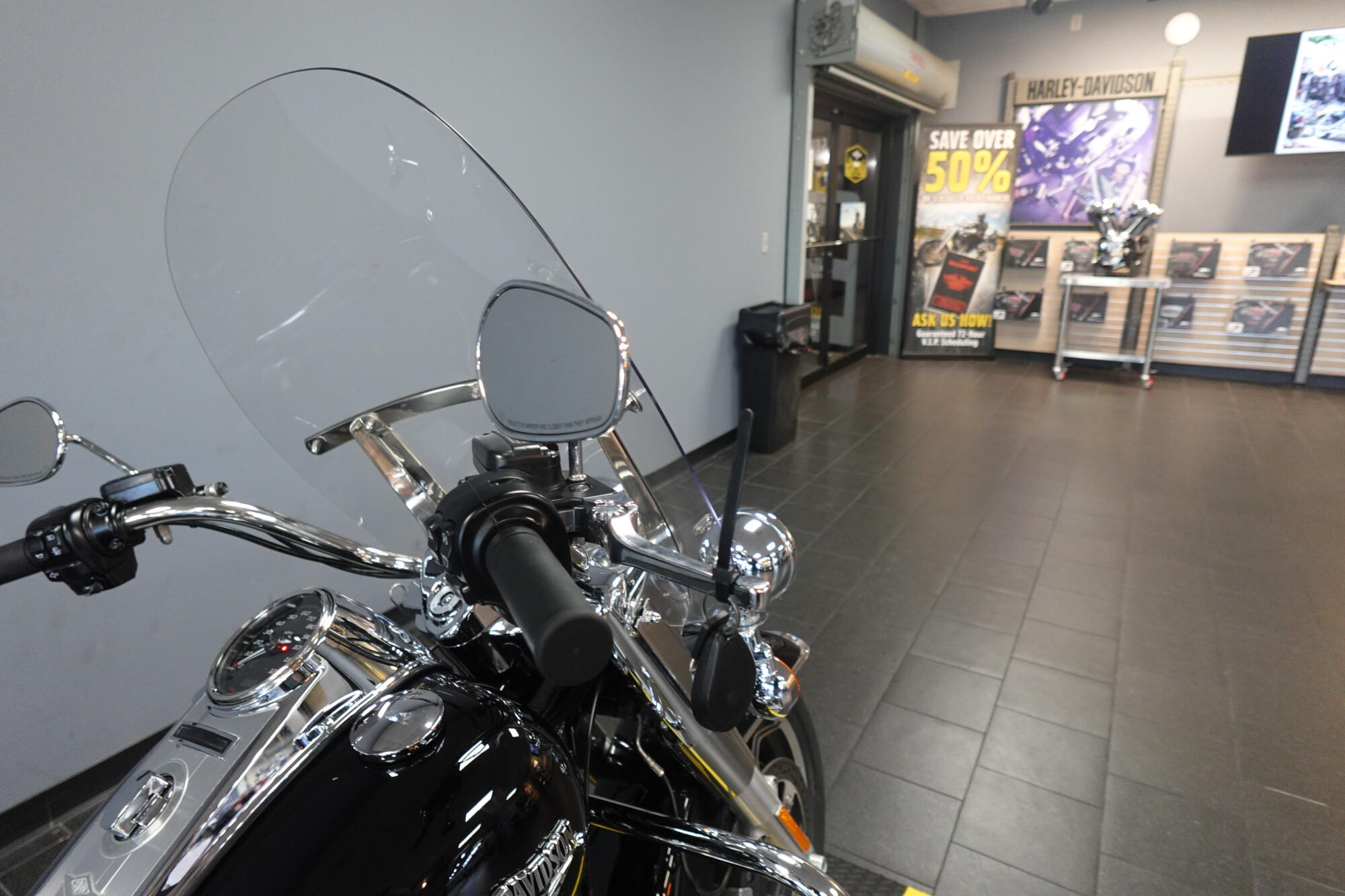 2019 Harley-Davidson® Road King® FLHR, photo 11