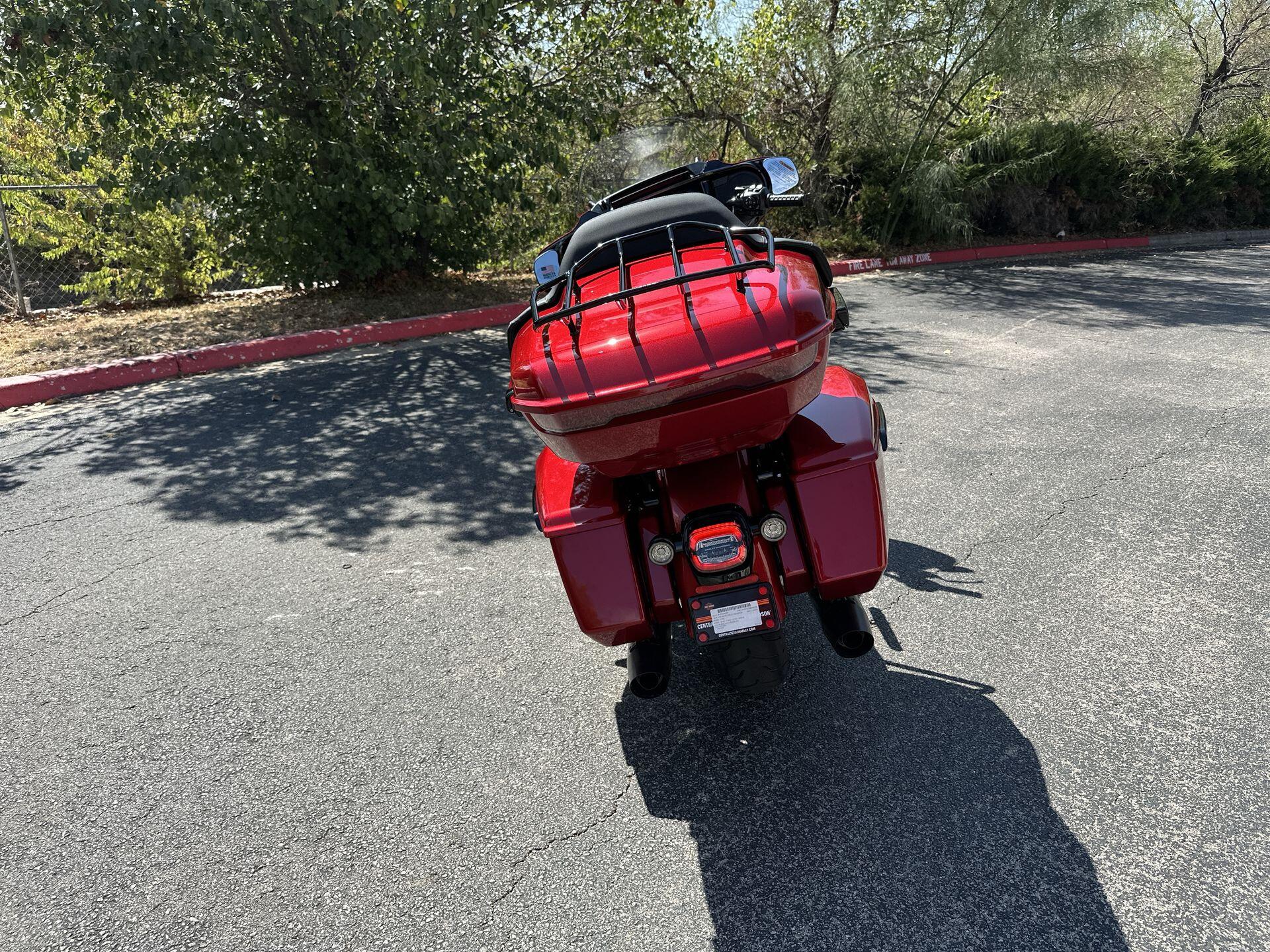 2026 Harley-Davidson® Street Glide Limited FLHXL, photo 8