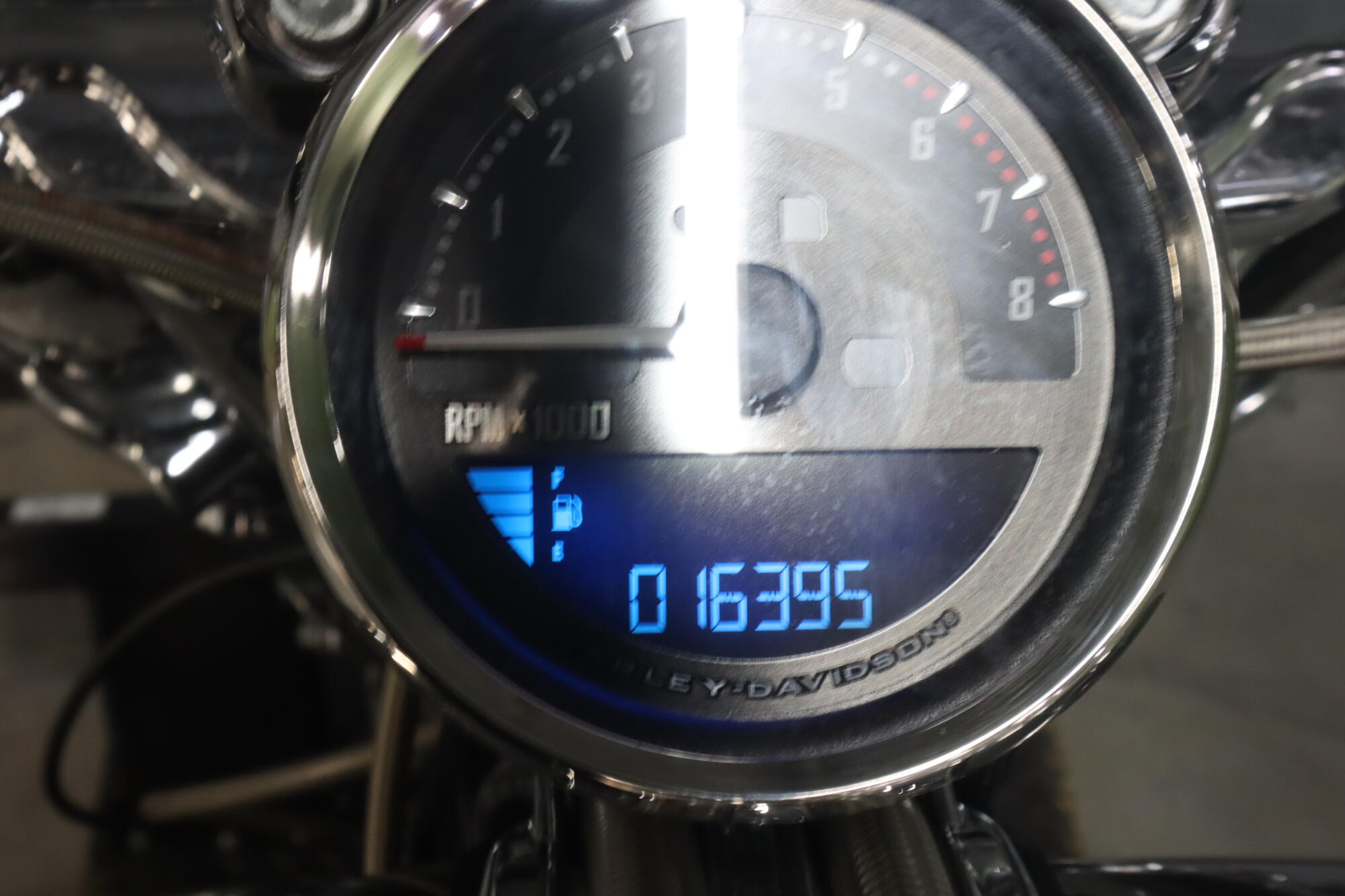2014 Harley-Davidson® CVO™ Breakout® (FXSBSE), photo 16