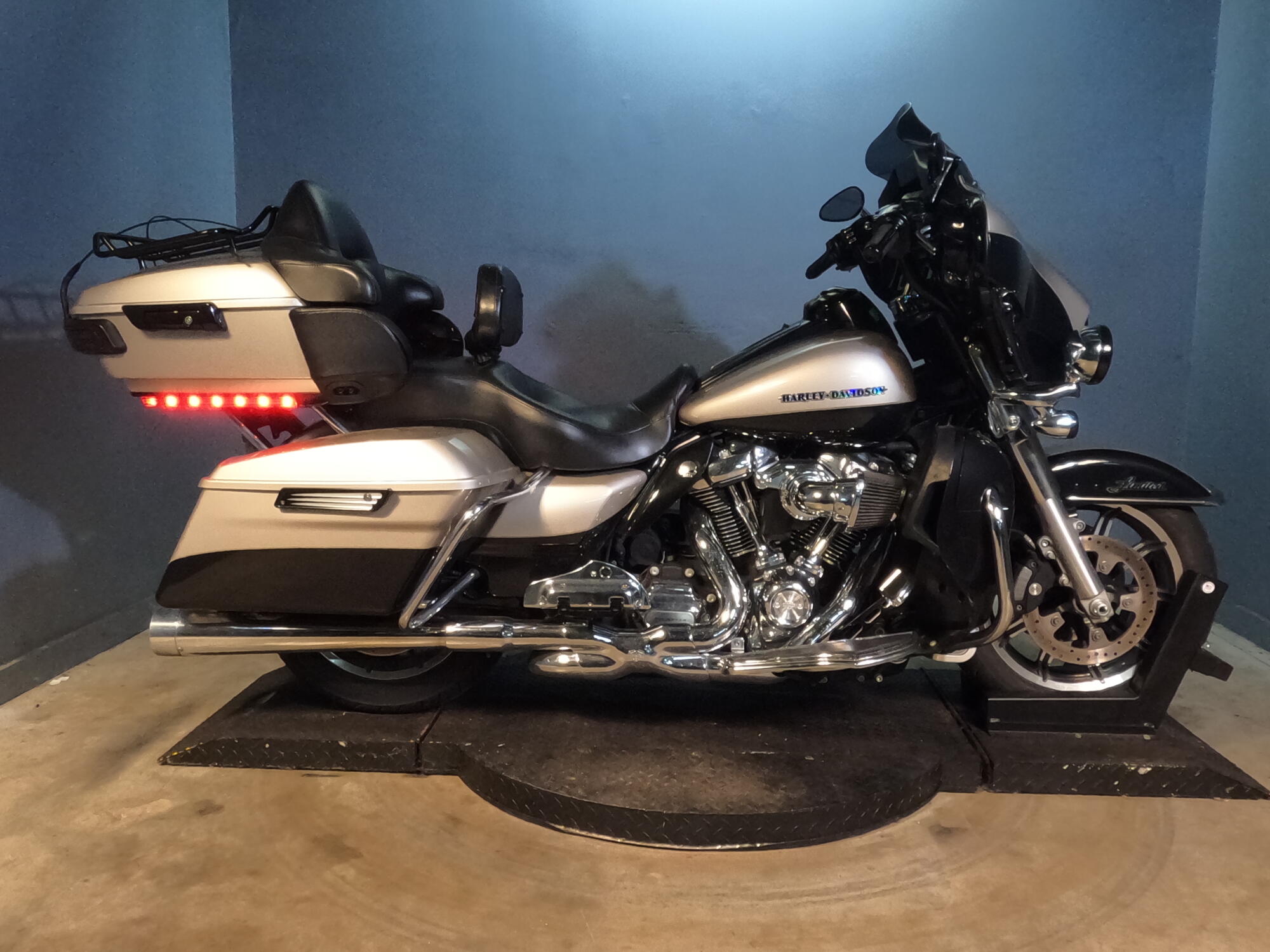 2018 Harley-Davidson® Electra Glide® Ultra Classic® FLHTCU