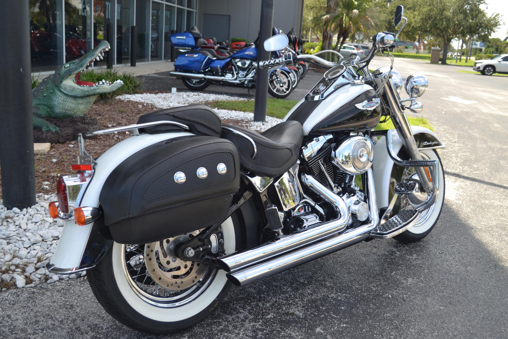 2006 Harley-Davidson® Softail® Deluxe - FLSTNI, photo 6