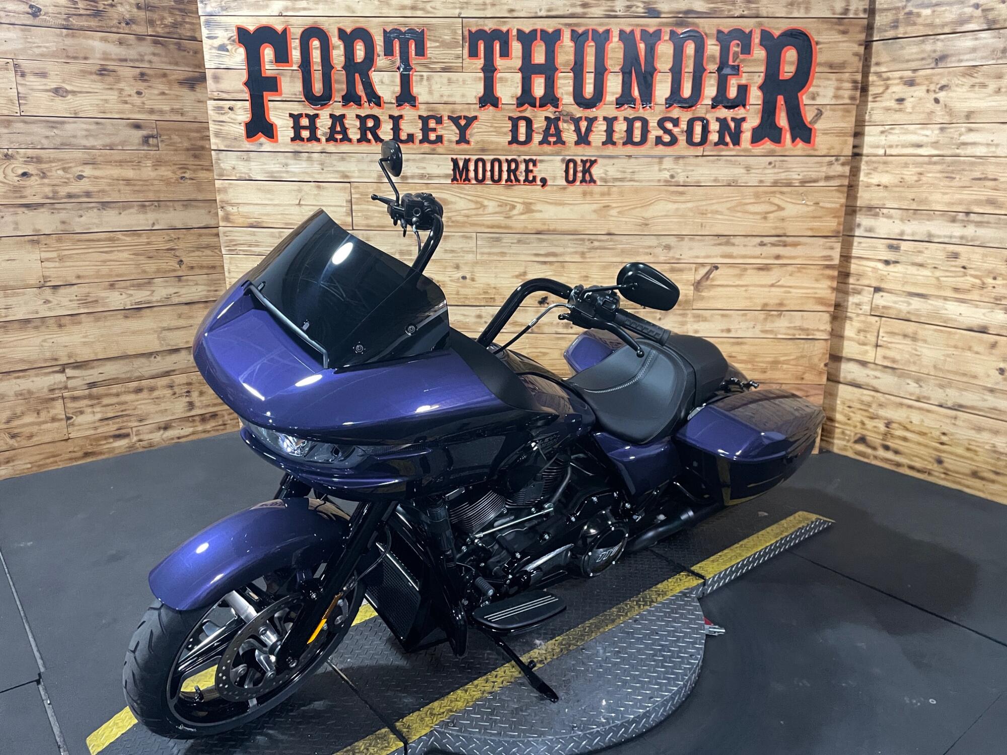 2026 Harley-Davidson® Road Glide® FLTRX, photo 8