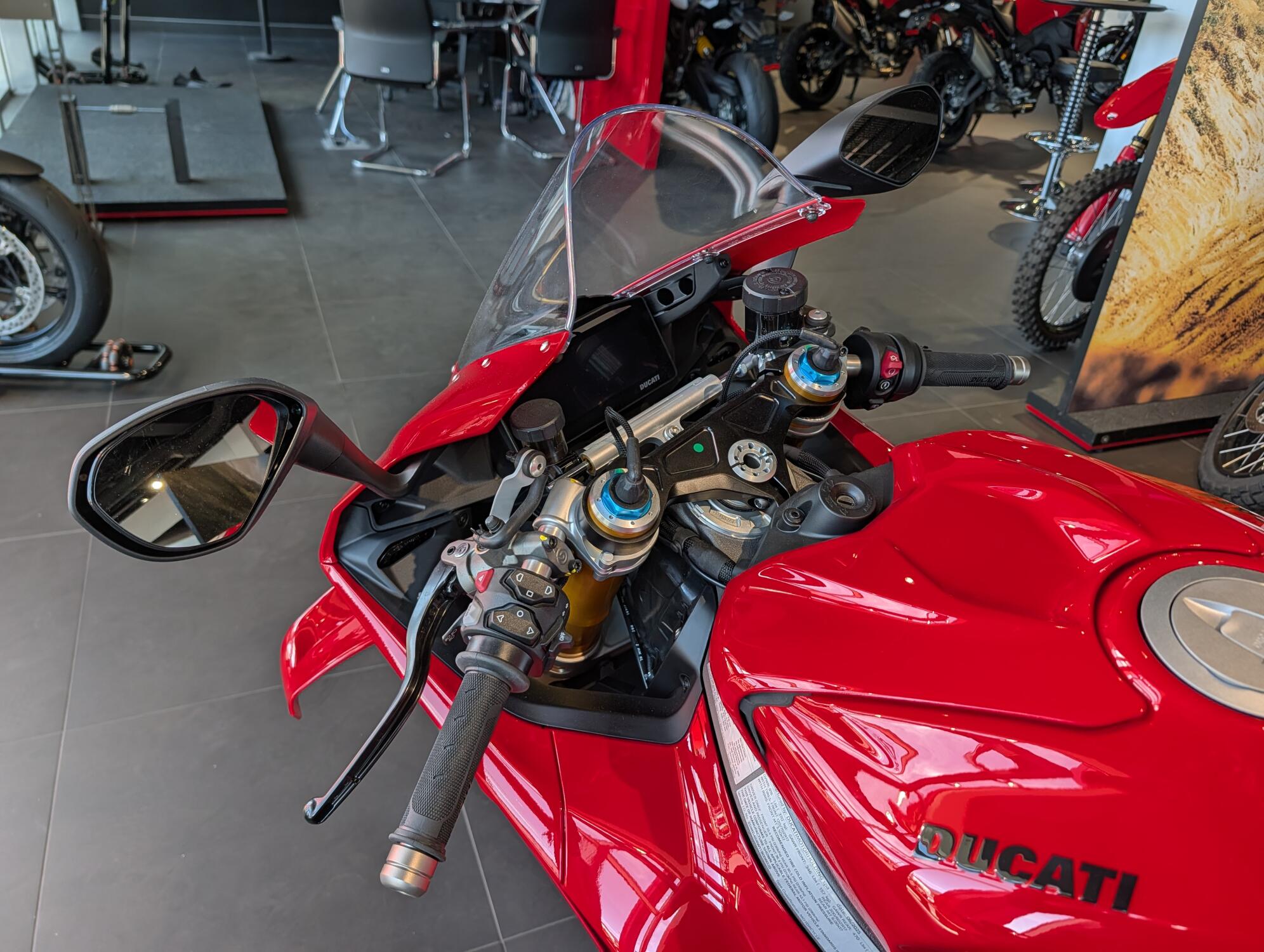 2026 Ducati Panigale V4 S, photo 9