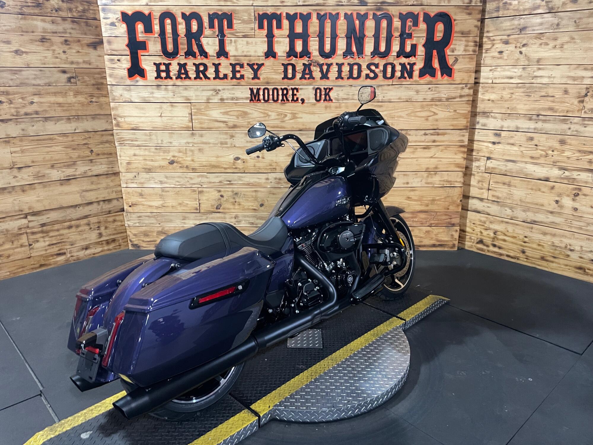 2026 Harley-Davidson® Road Glide® FLTRX, photo 15