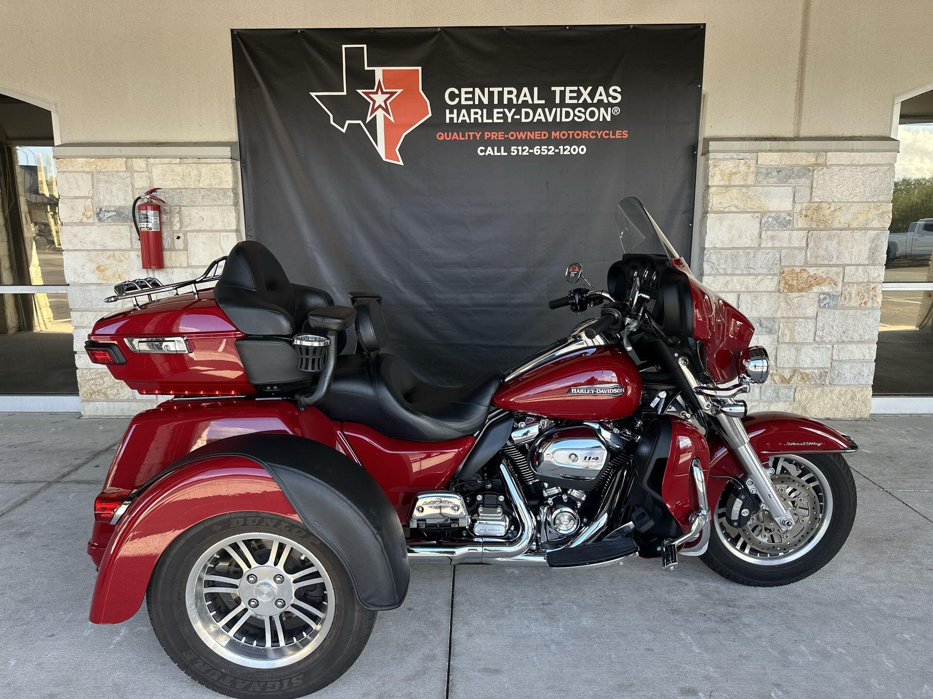 2021 Harley-Davidson® Tri Glide® Ultra FLHTCUTG