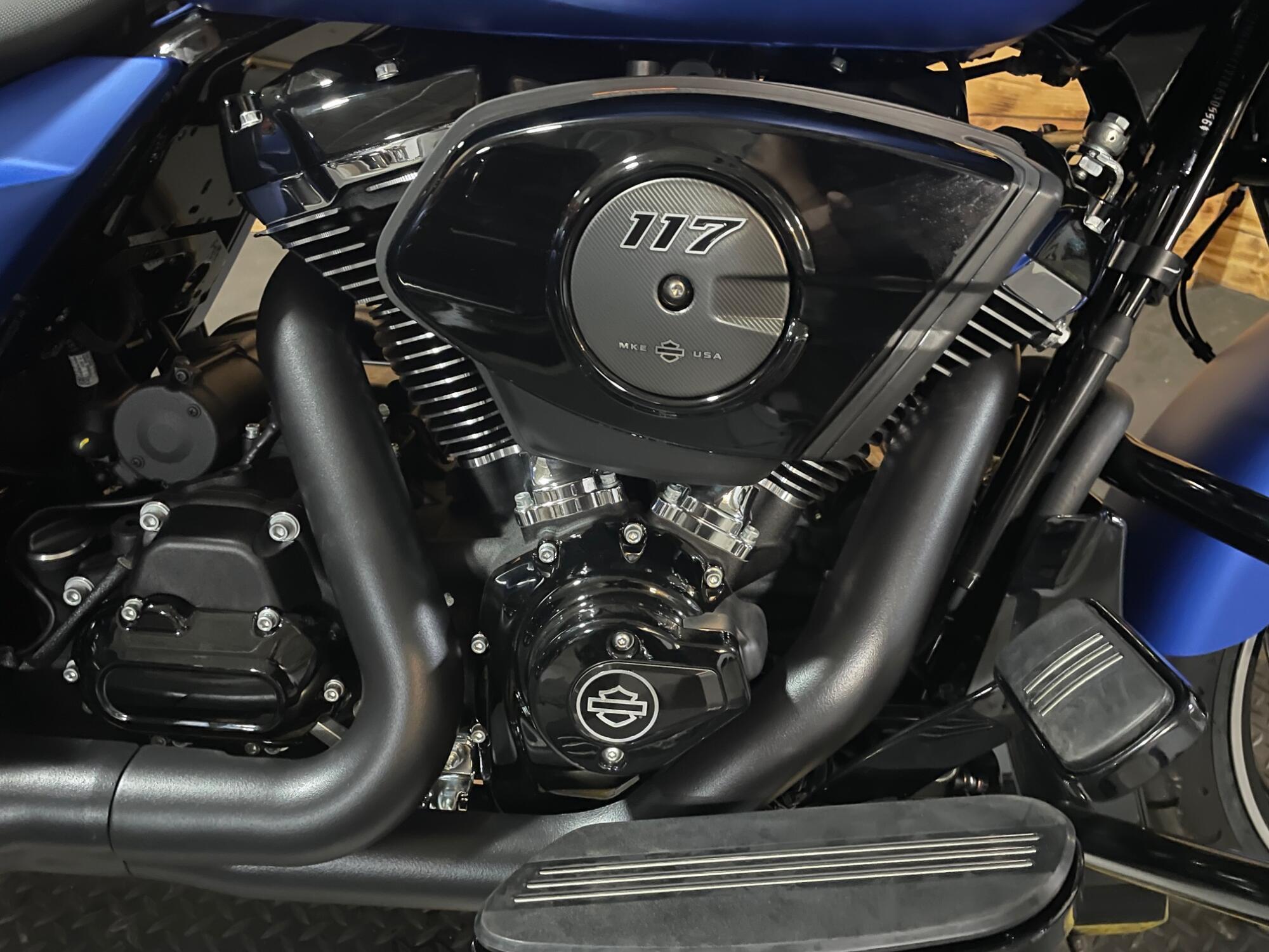 2026 Harley-Davidson® Road Glide® FLTRX, photo 3