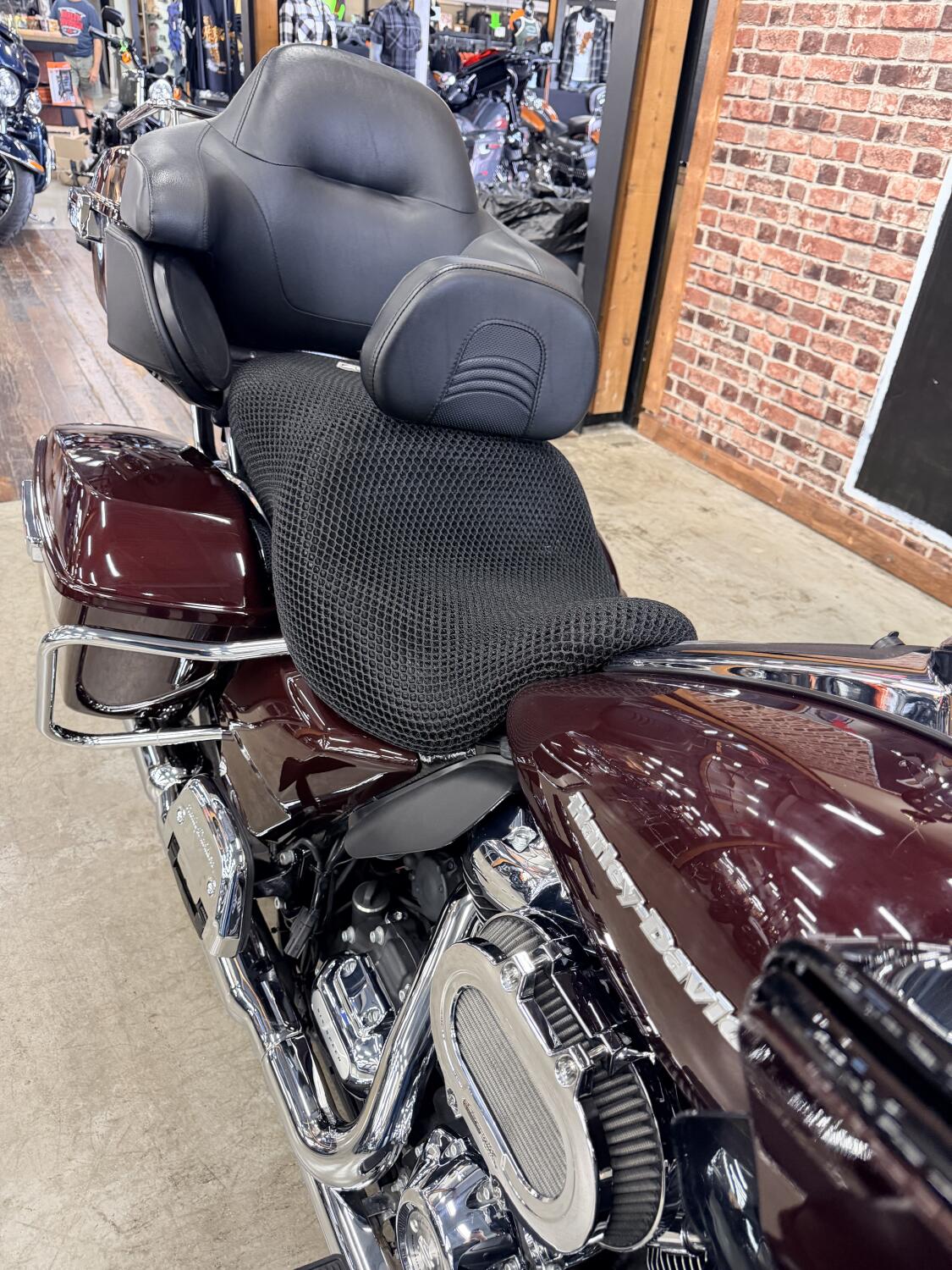 2021 Harley-Davidson® Road Glide® Limited FLTRK, photo 8
