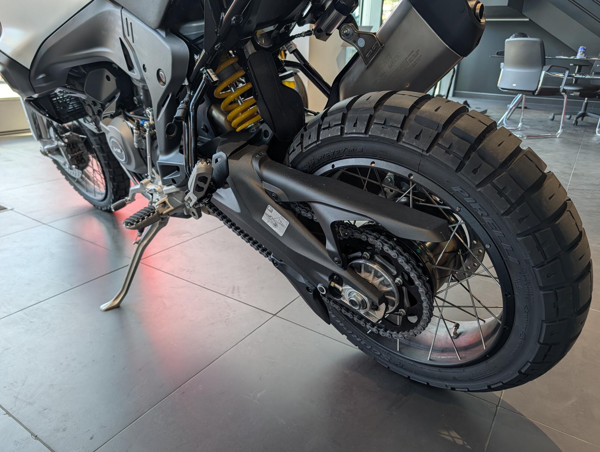 2026 Ducati DesertX V2, photo 10