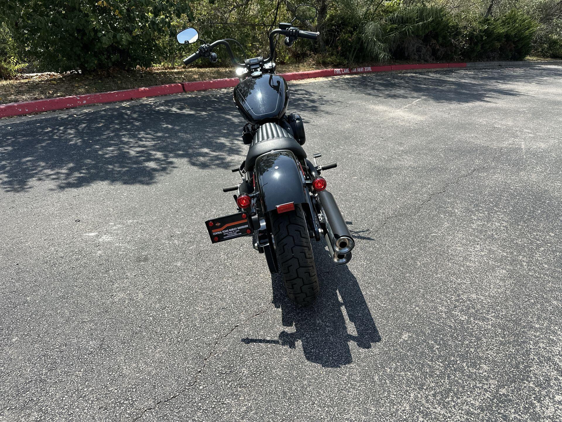 2020 Harley-Davidson® Street Bob® FXBB, photo 9