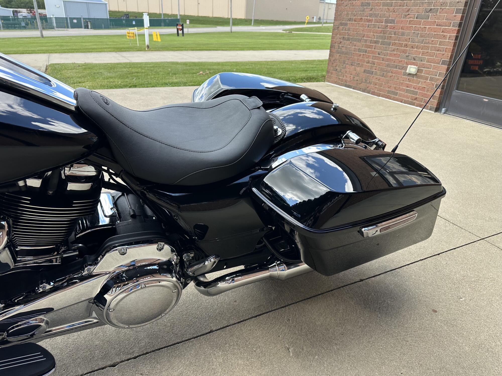 2020 Harley-Davidson Street Glide FLHX, photo 13