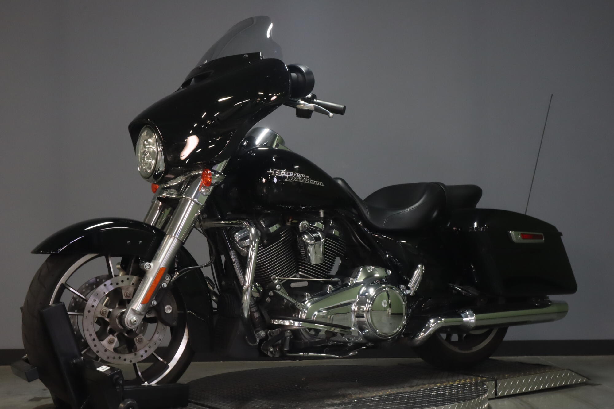 2020 Harley-Davidson® Street Glide® (FLHX), photo 4
