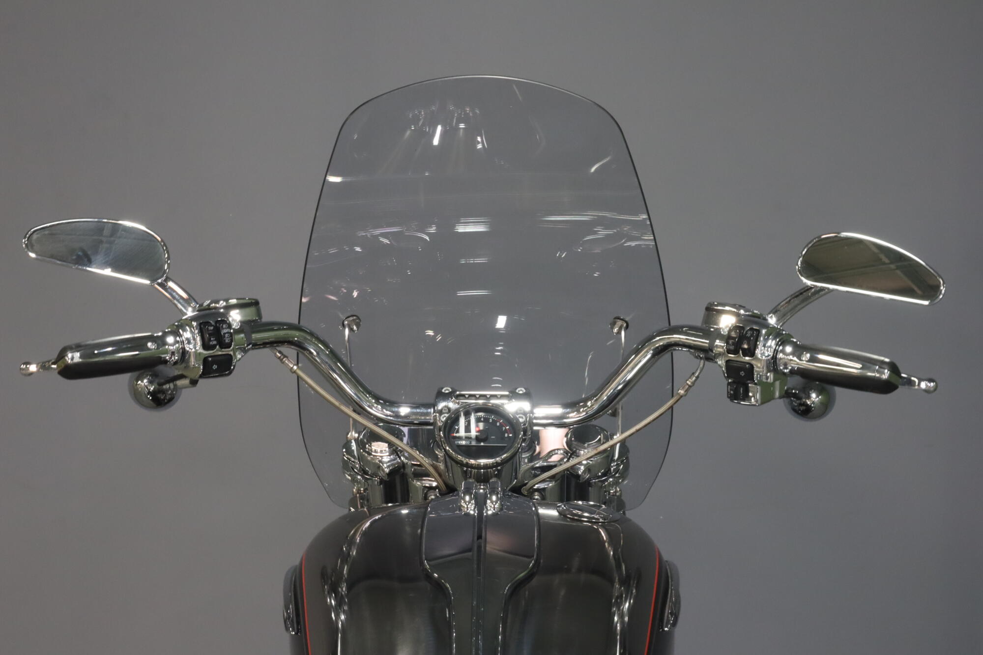 2014 Harley-Davidson® CVO™ Breakout® (FXSBSE), photo 15