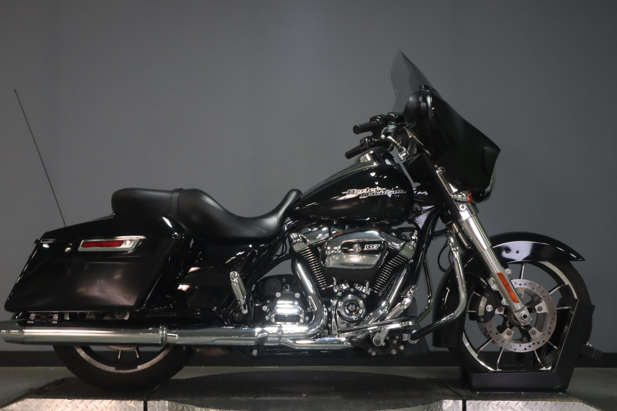 2020 Harley-Davidson® Street Glide® (FLHX)