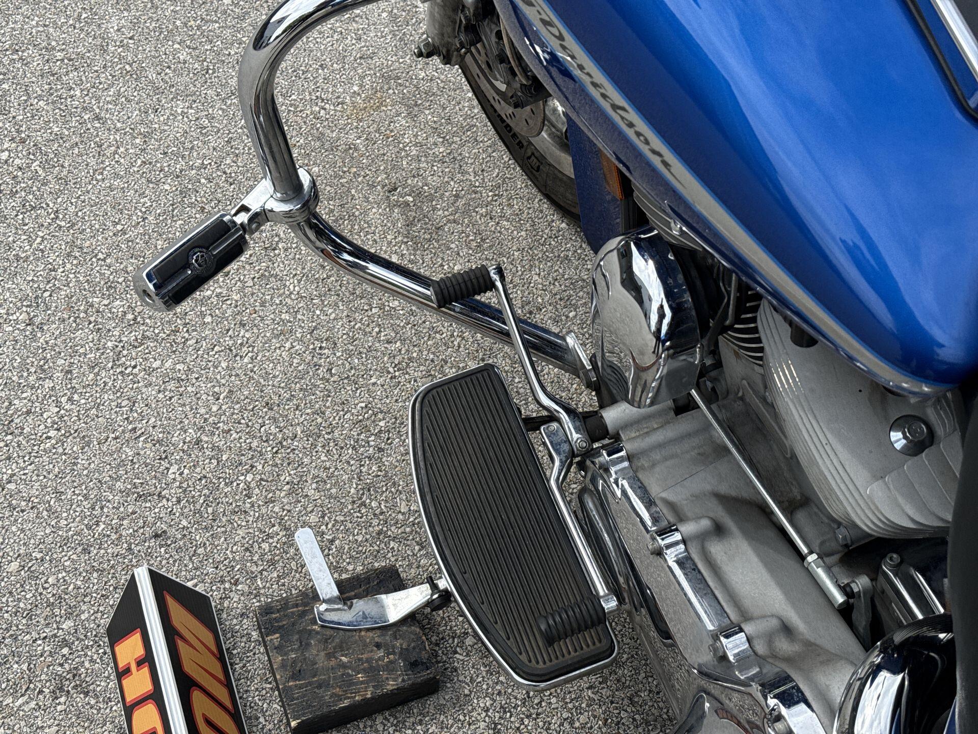 2007 Harley-Davidson® Road Glide® Pacific Blue Pearl, photo 21