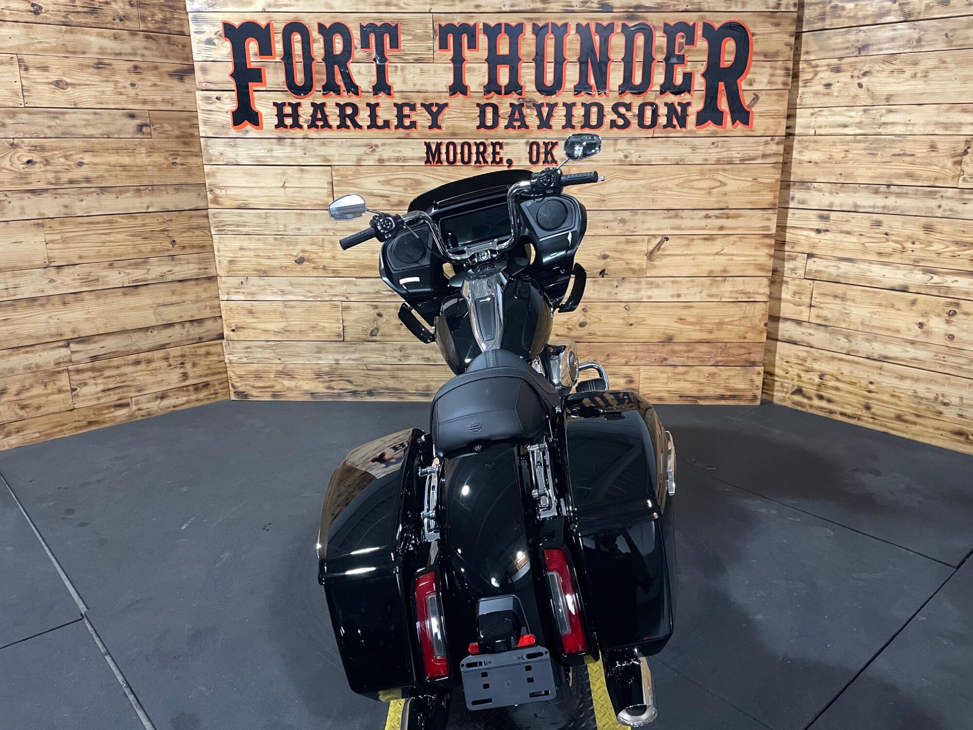 2026 Harley-Davidson® Road Glide® FLTRX, photo 12