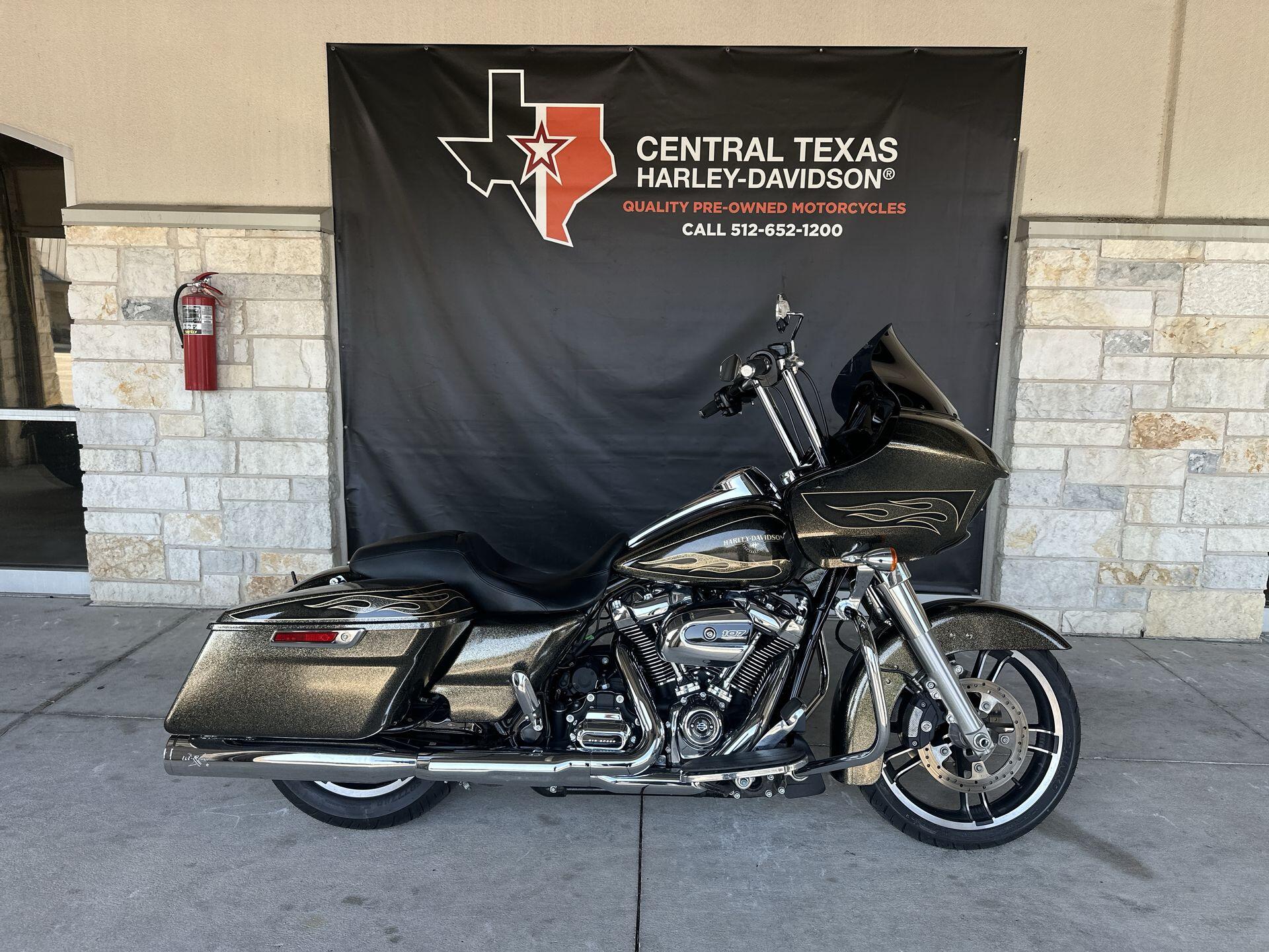 2017 Harley-Davidson® Road Glide® Special FLTRXS, photo 3
