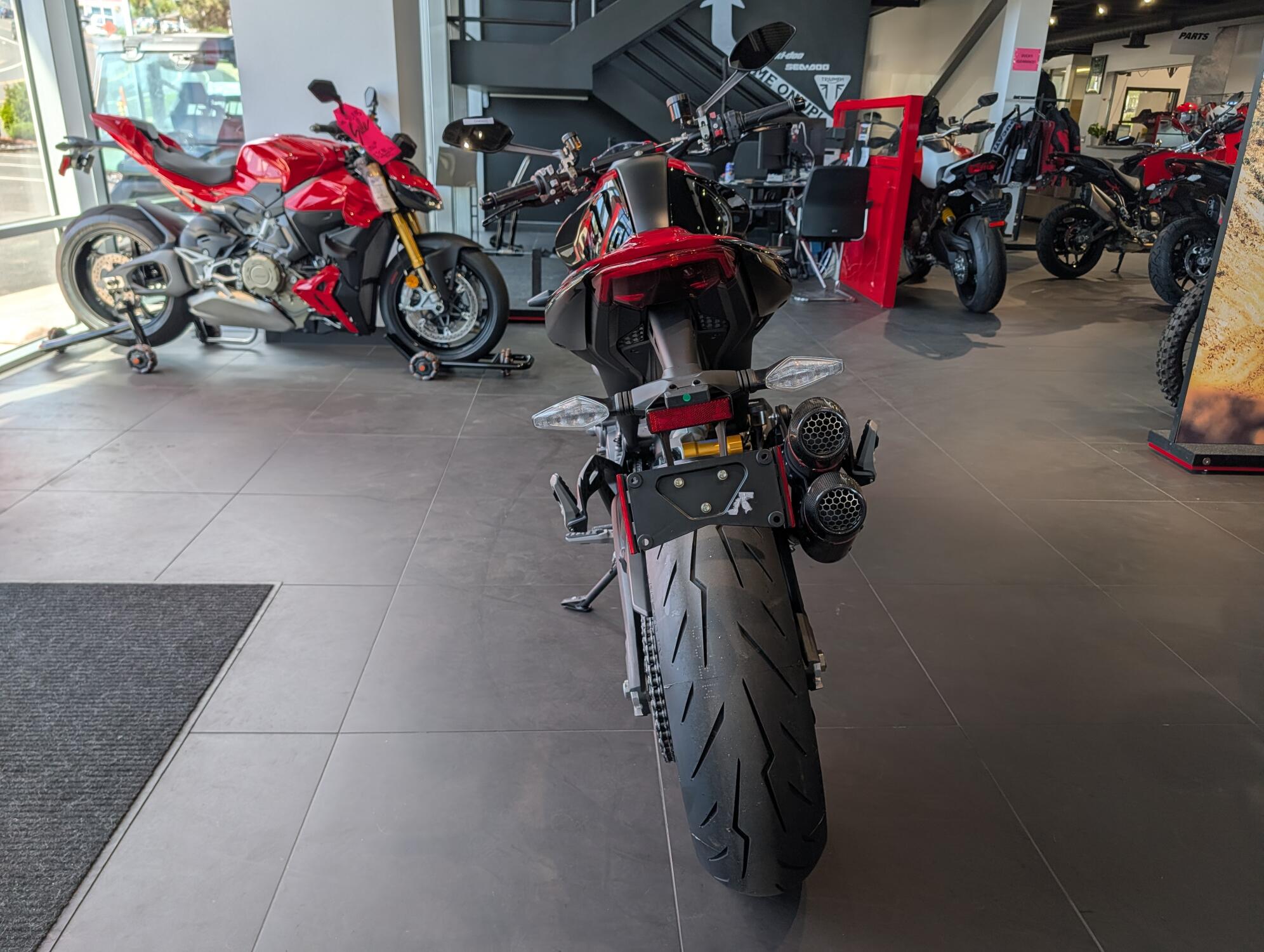 2026 Ducati Monster SP, photo 4