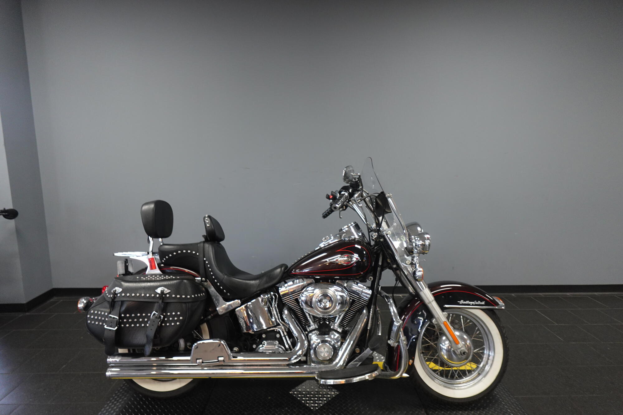 2011 Harley-Davidson® Heritage Softail® Classic FLSTC