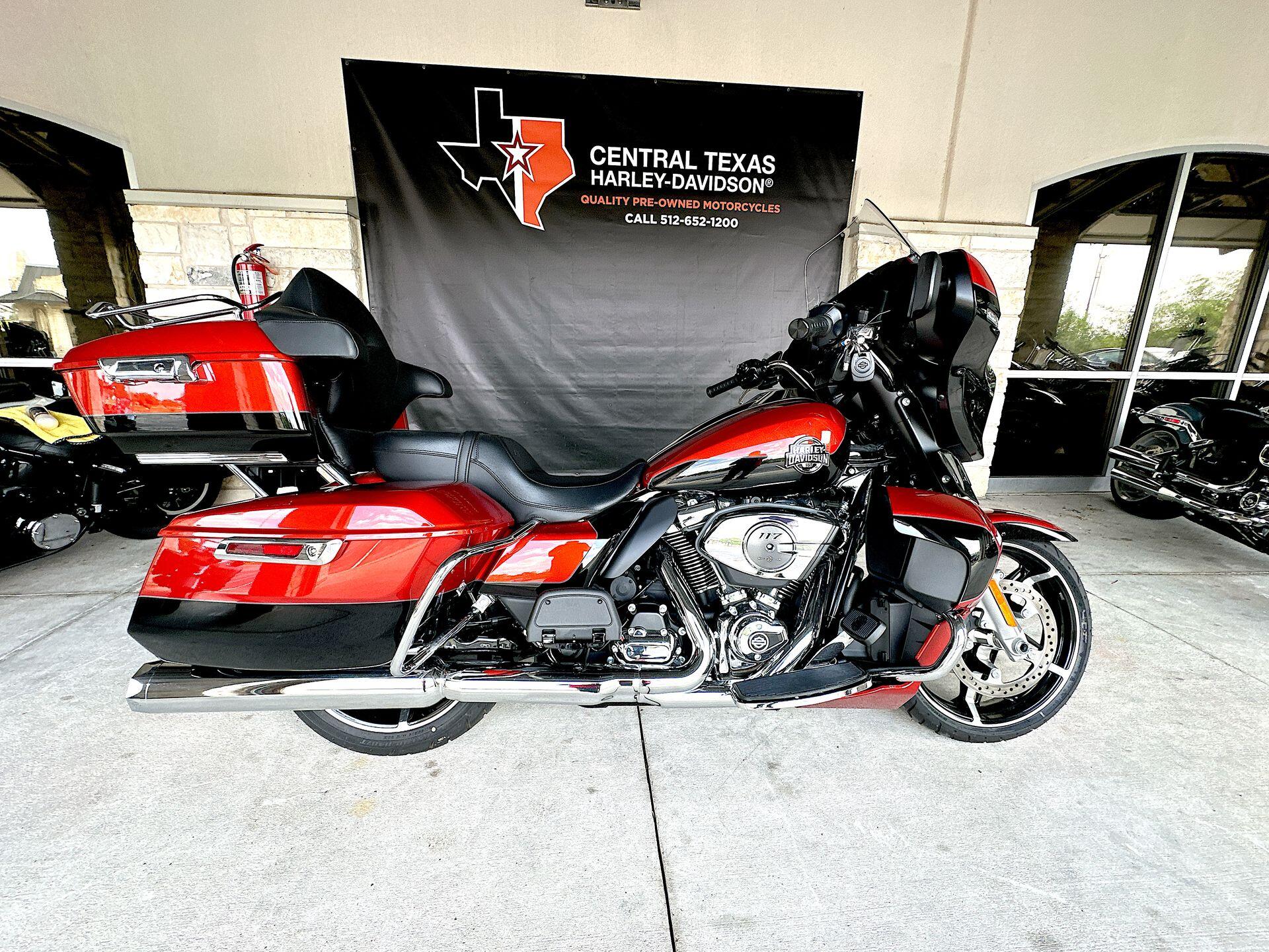 2025 Harley-Davidson® Street Glide™ Ultra FLHXU, photo 3
