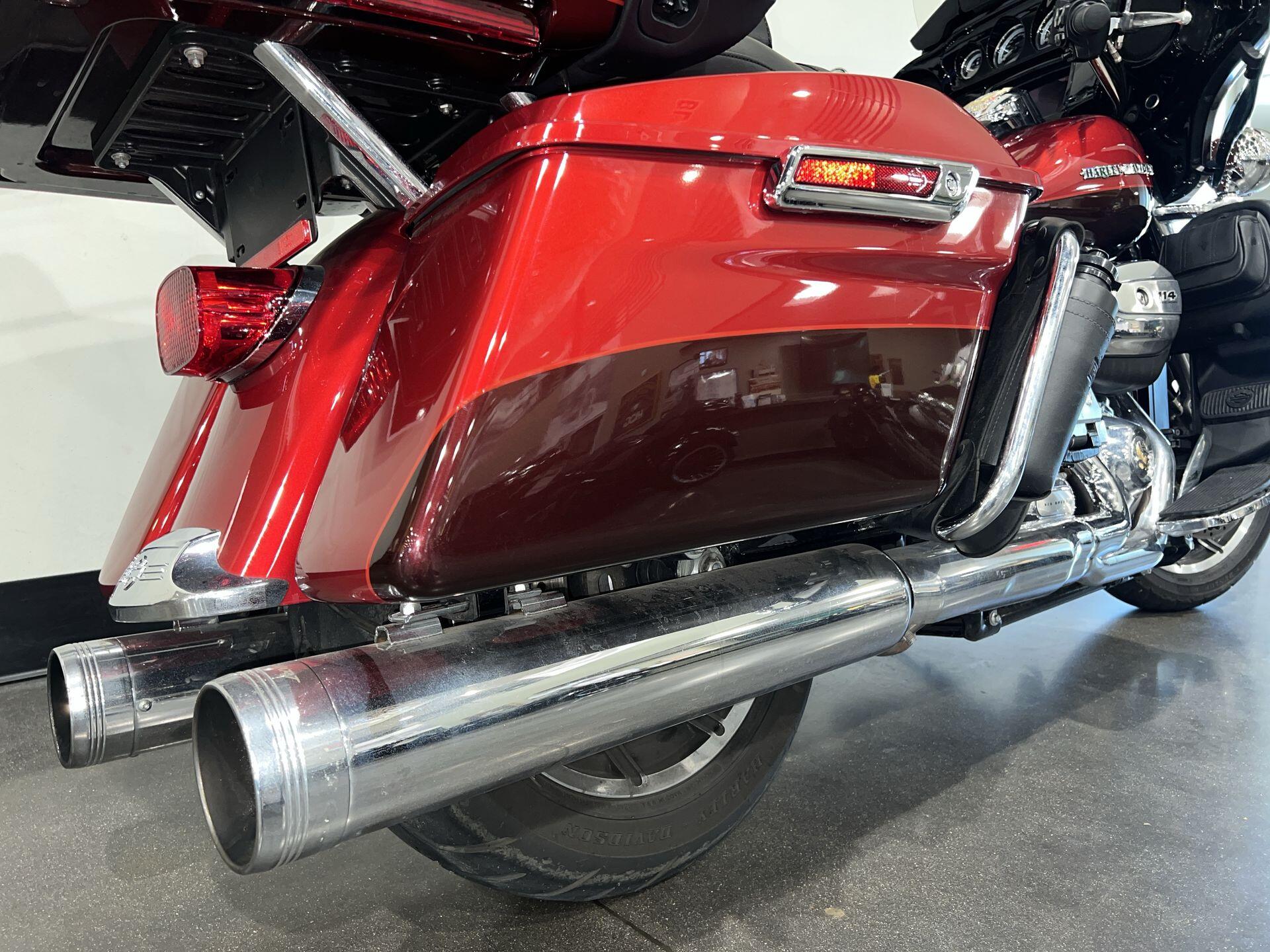 2019 Harley-Davidson® Ultra Limited FLHTK, photo 10