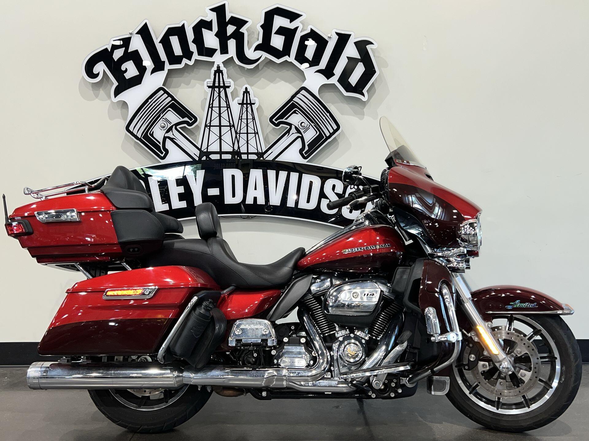 2019 Harley-Davidson® Ultra Limited FLHTK