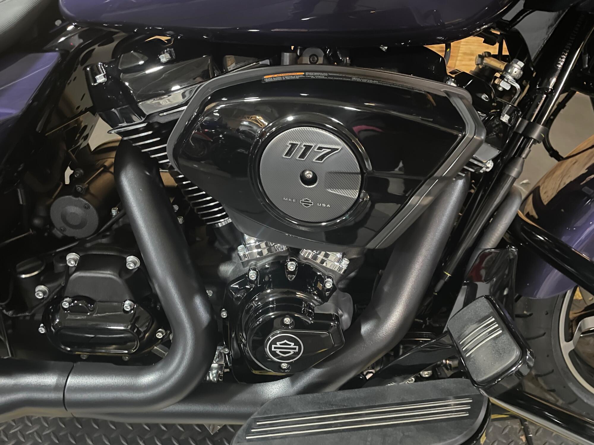 2026 Harley-Davidson® Road Glide® FLTRX, photo 3