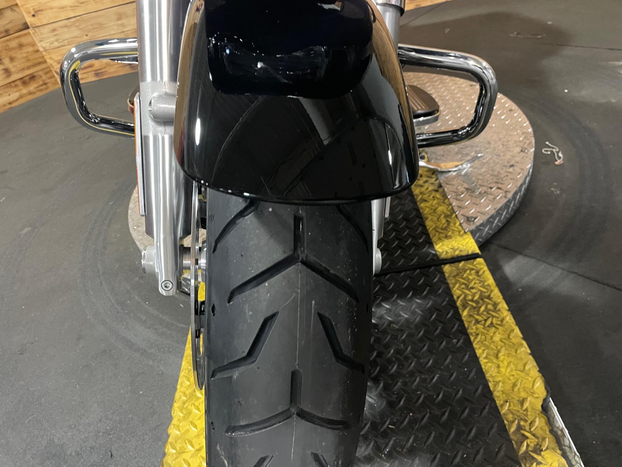2026 Harley-Davidson® Road Glide® FLTRX, photo 6