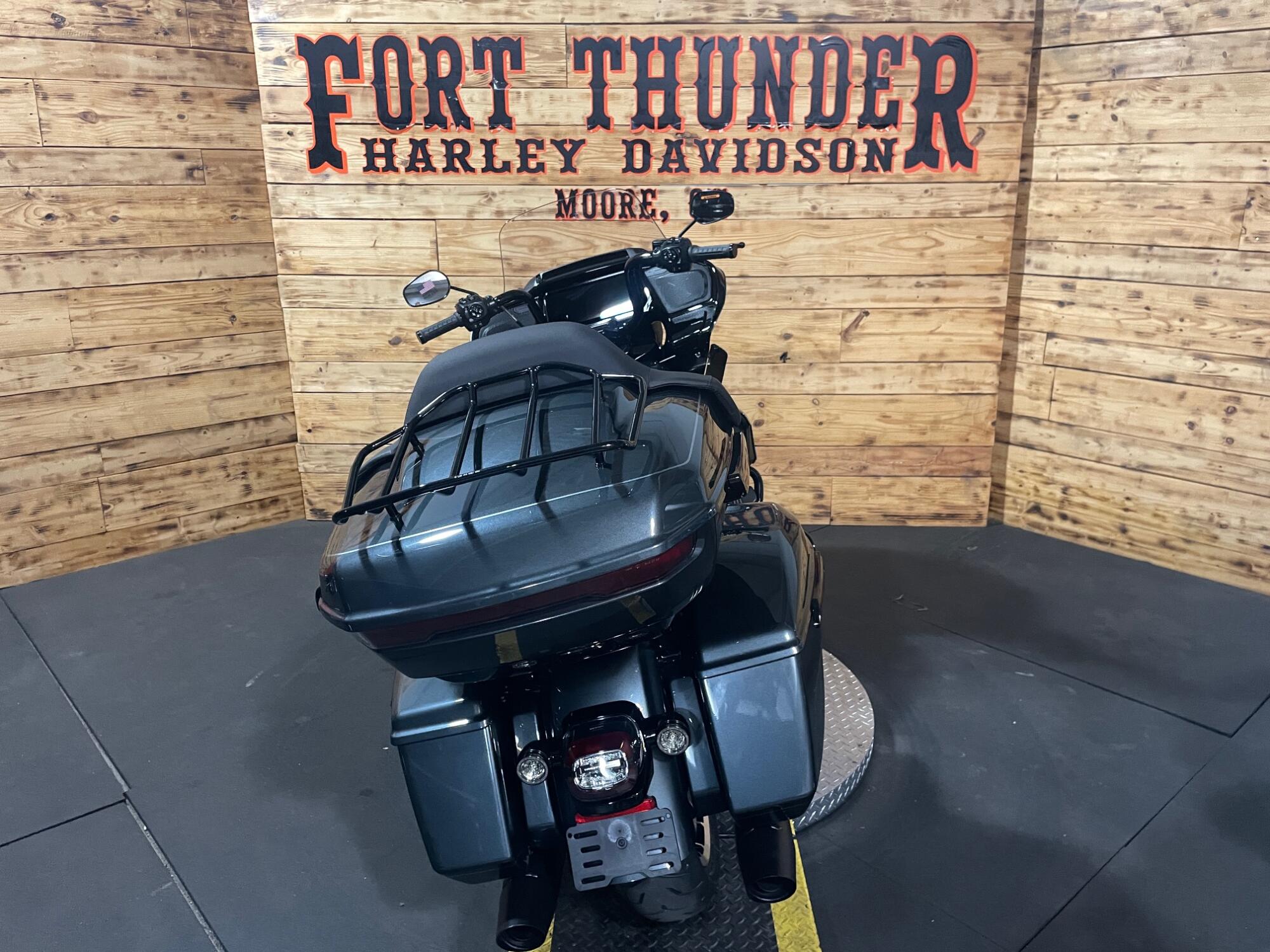 2026 Harley-Davidson® Road Glide Limited FLTRXL, photo 12
