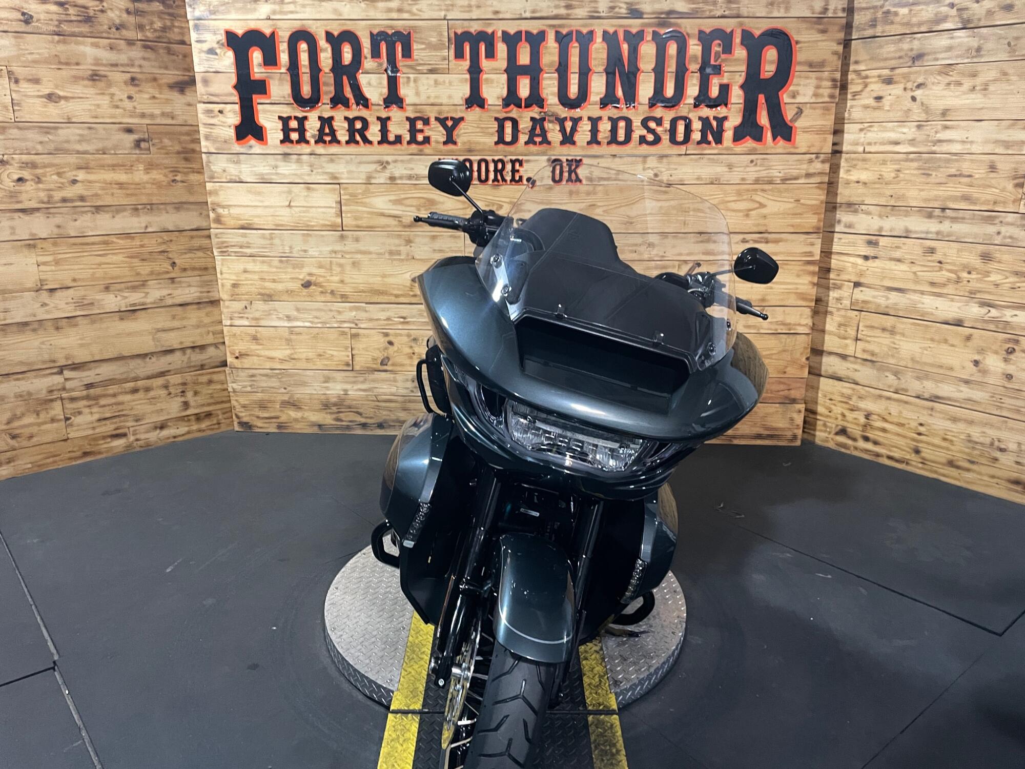 2026 Harley-Davidson® Road Glide Limited FLTRXL, photo 5