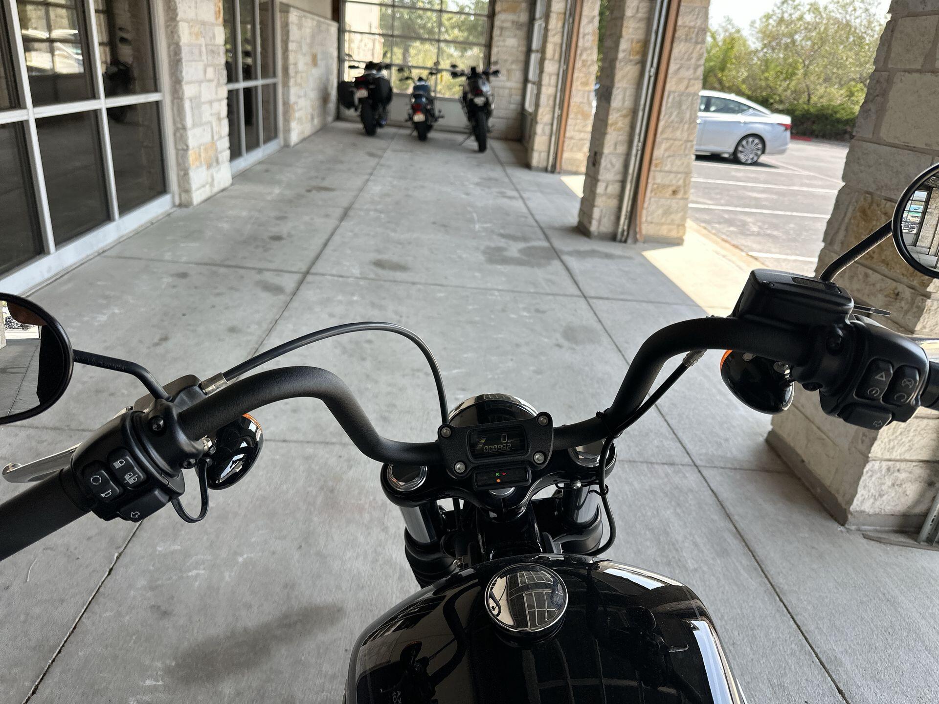2020 Harley-Davidson® Street Bob® FXBB, photo 19