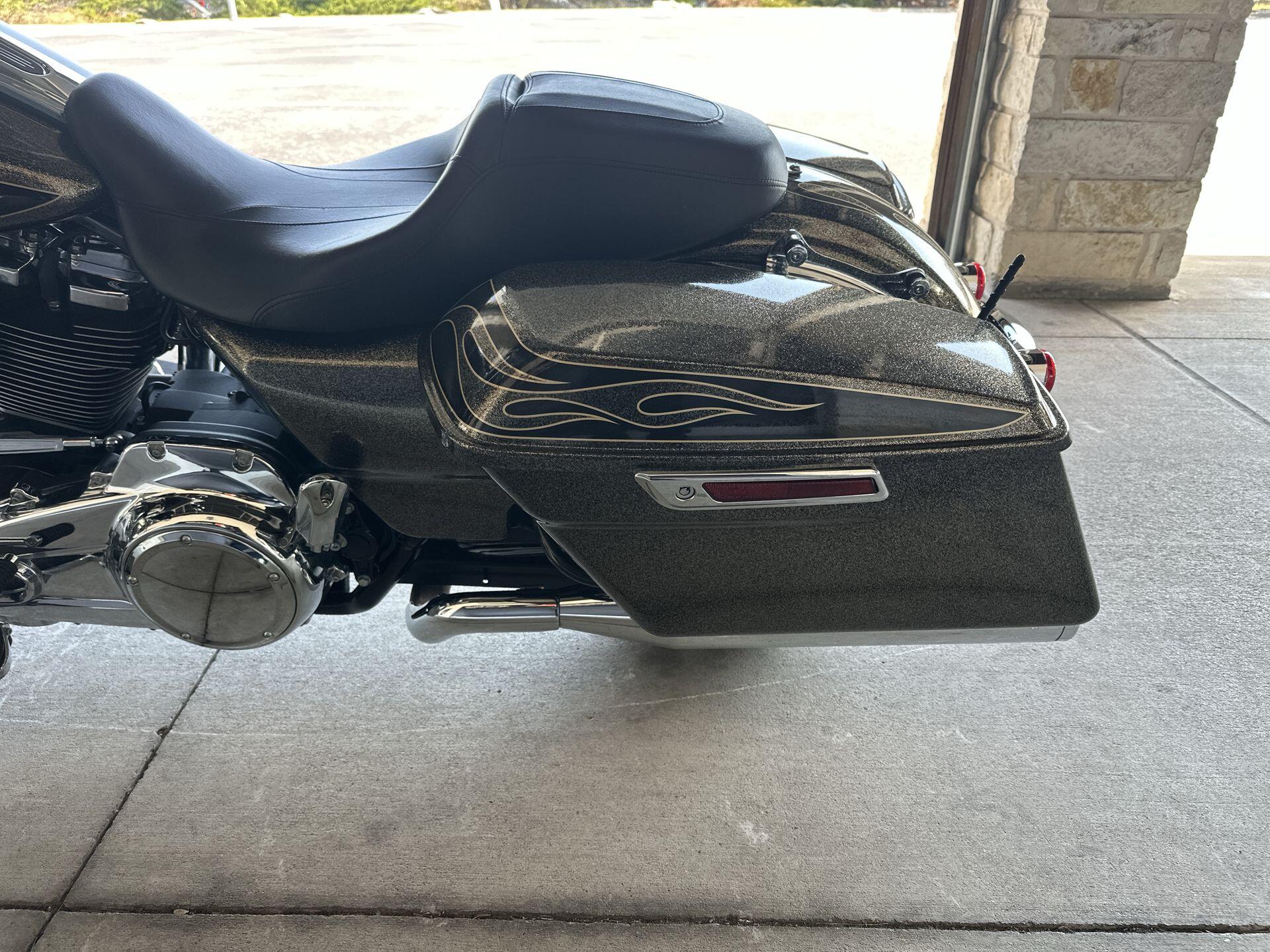 2017 Harley-Davidson® Road Glide® Special FLTRXS, photo 20