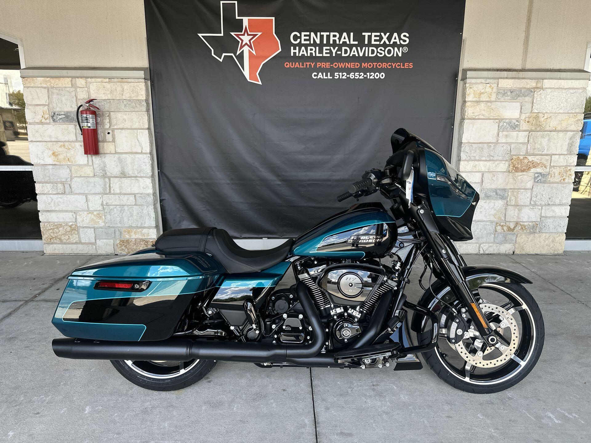 2026 Harley-Davidson® Street Glide® FLHX