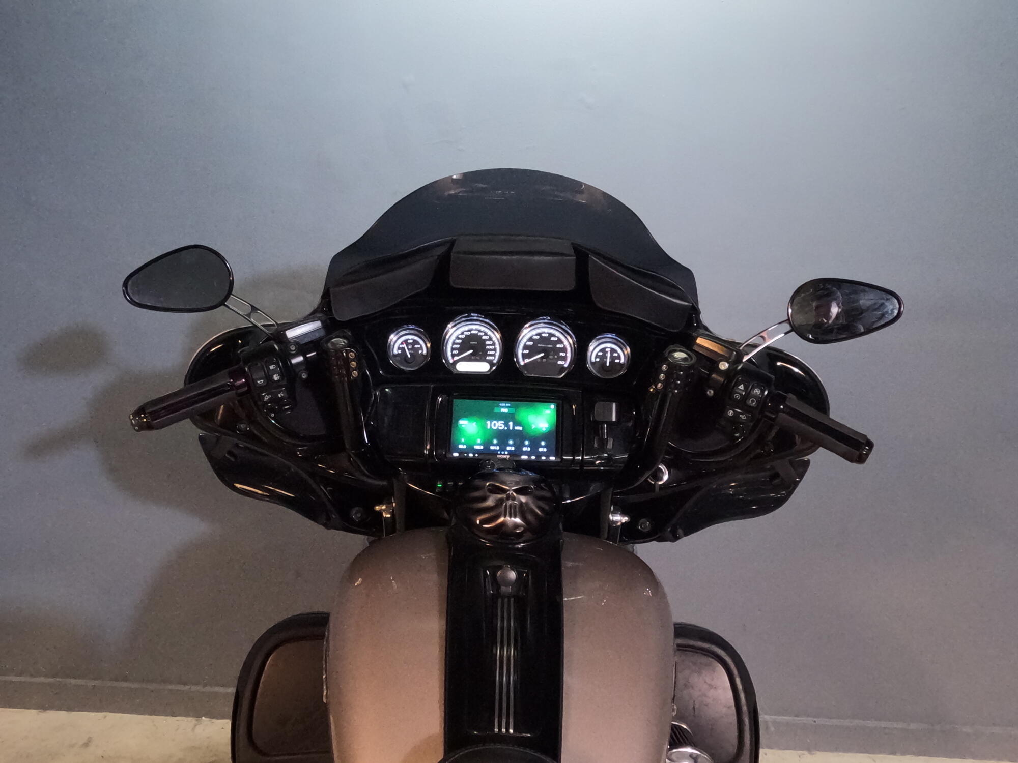 2018 Harley-Davidson® Electra Glide® Ultra Classic® FLHTCU, photo 10