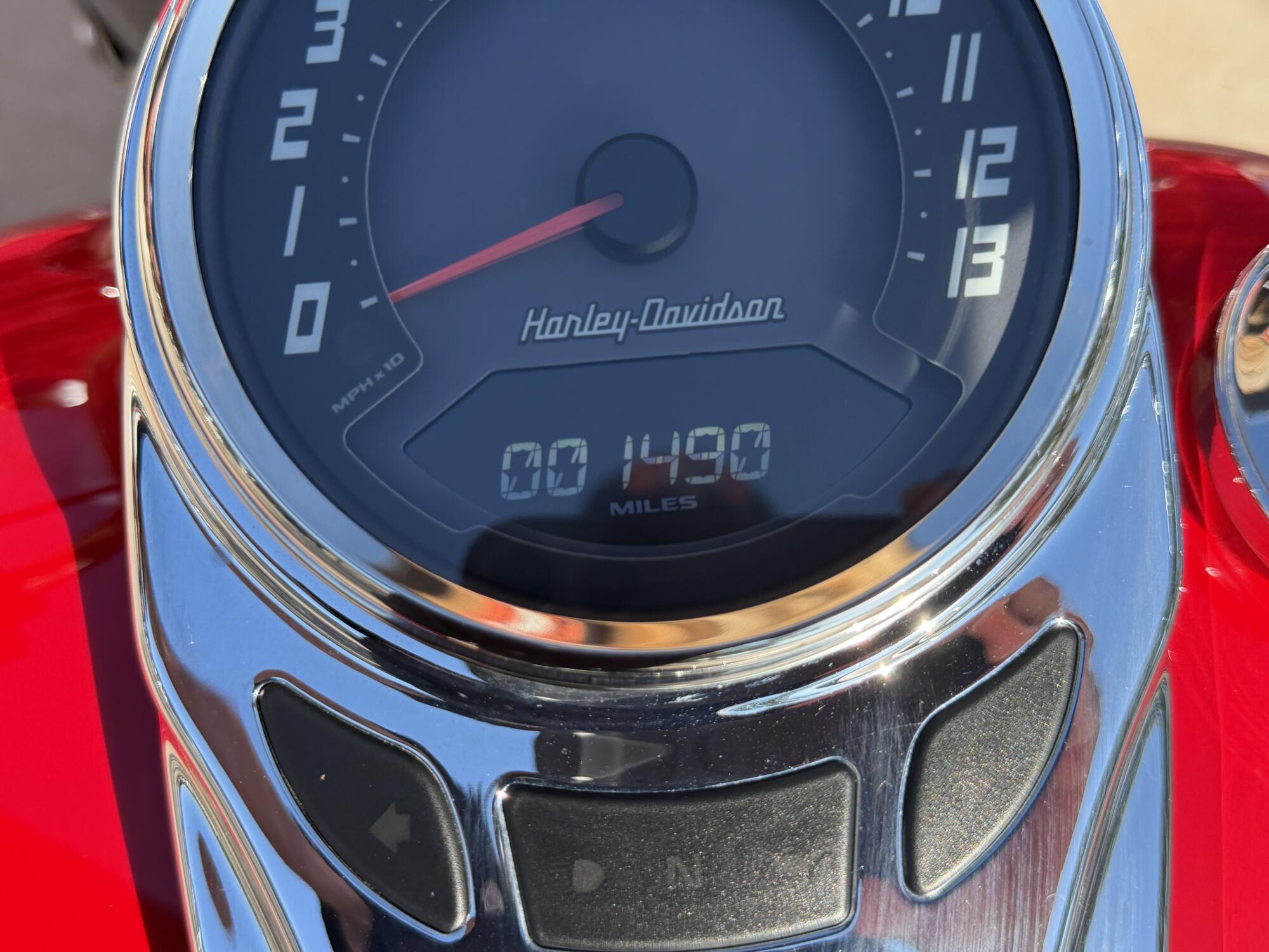 2024 Harley-Davidson® Hydra-Glide Revival Redline Red, photo 12
