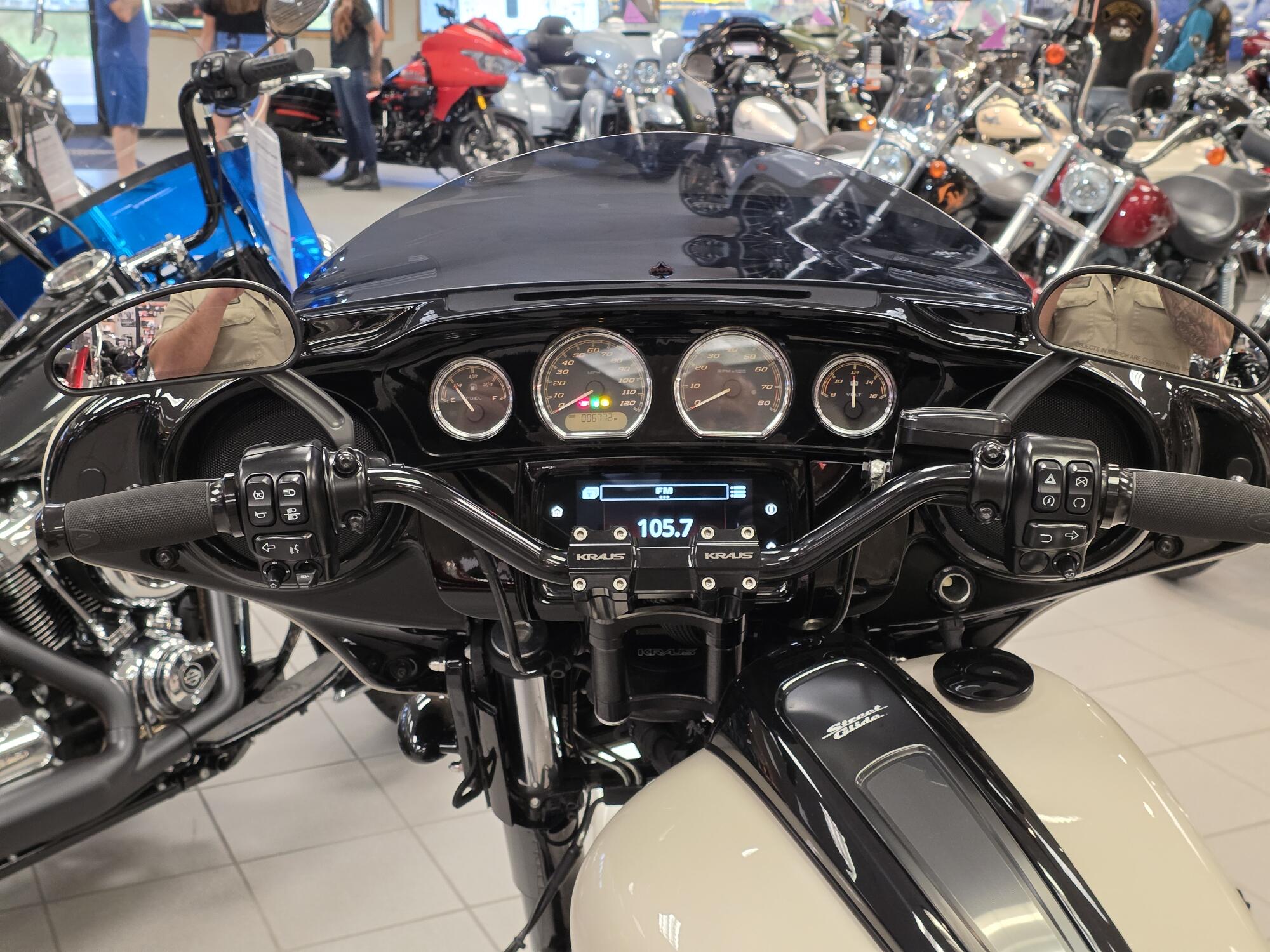 FLHXST 2023 Street Glide® ST, photo 25