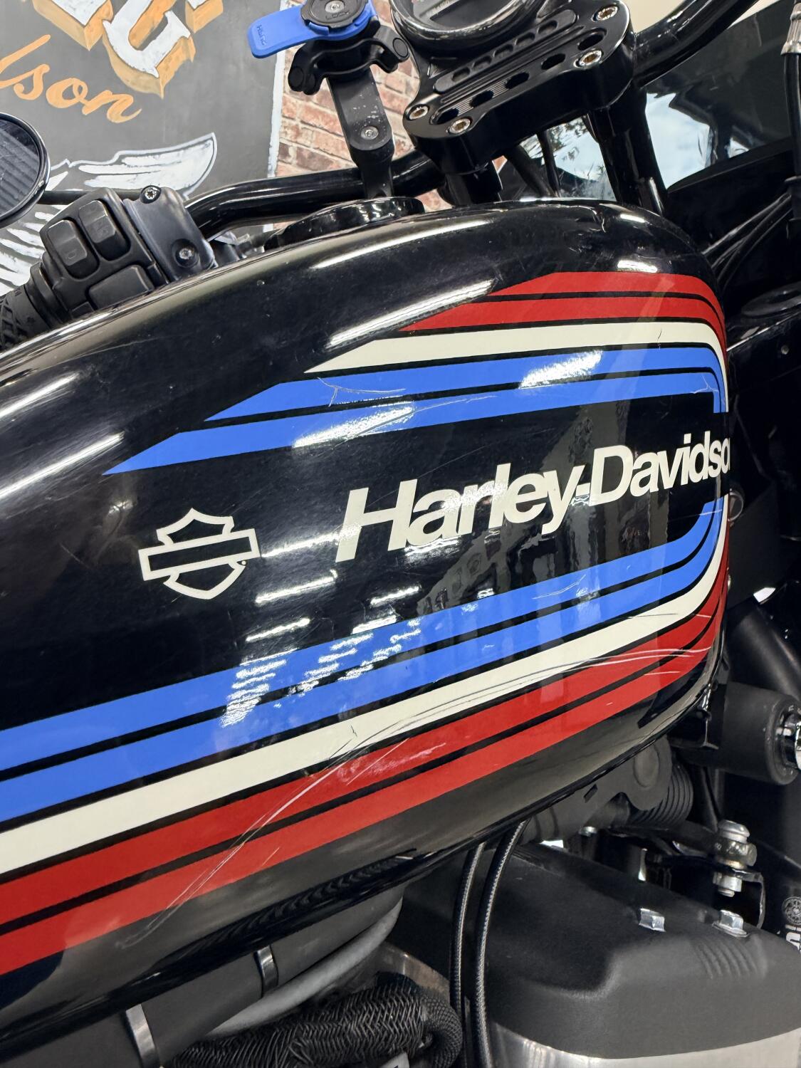 2019 Harley-Davidson® Roadster™ XL1200R, photo 4