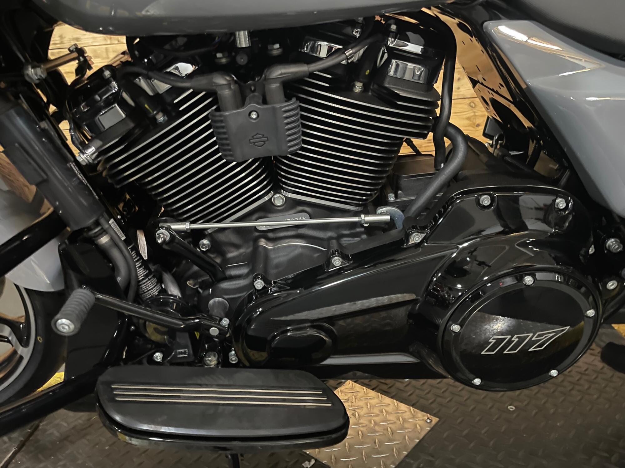 2026 Harley-Davidson® Road Glide® FLTRX, photo 10